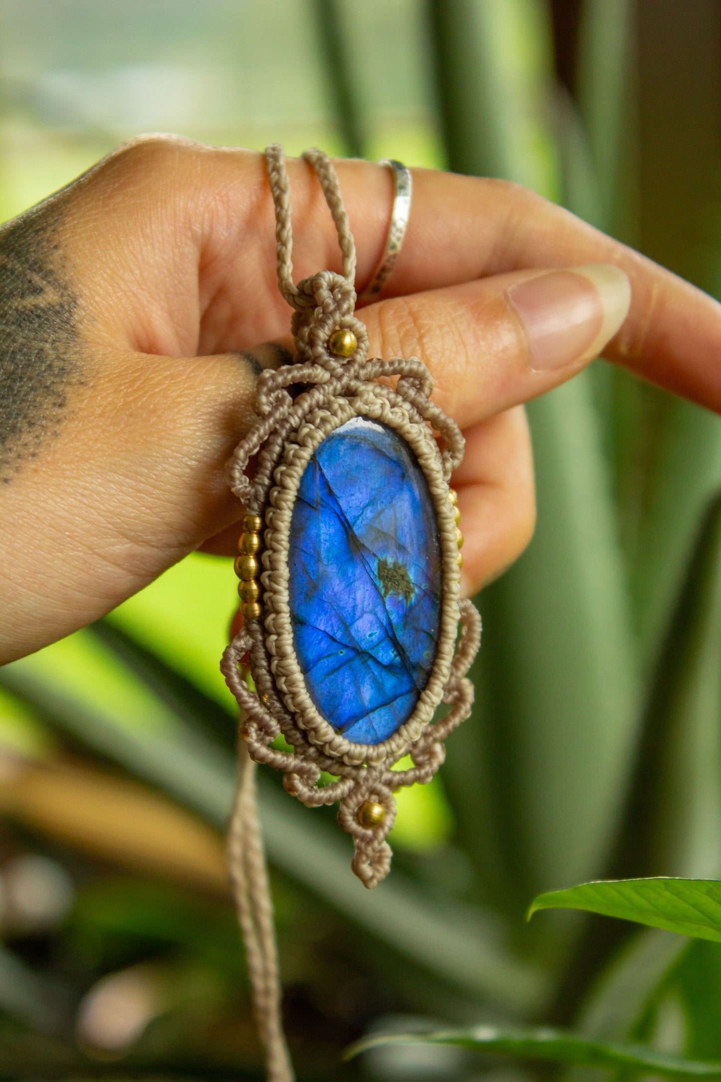 Hoi An • Labradorite macrame necklace