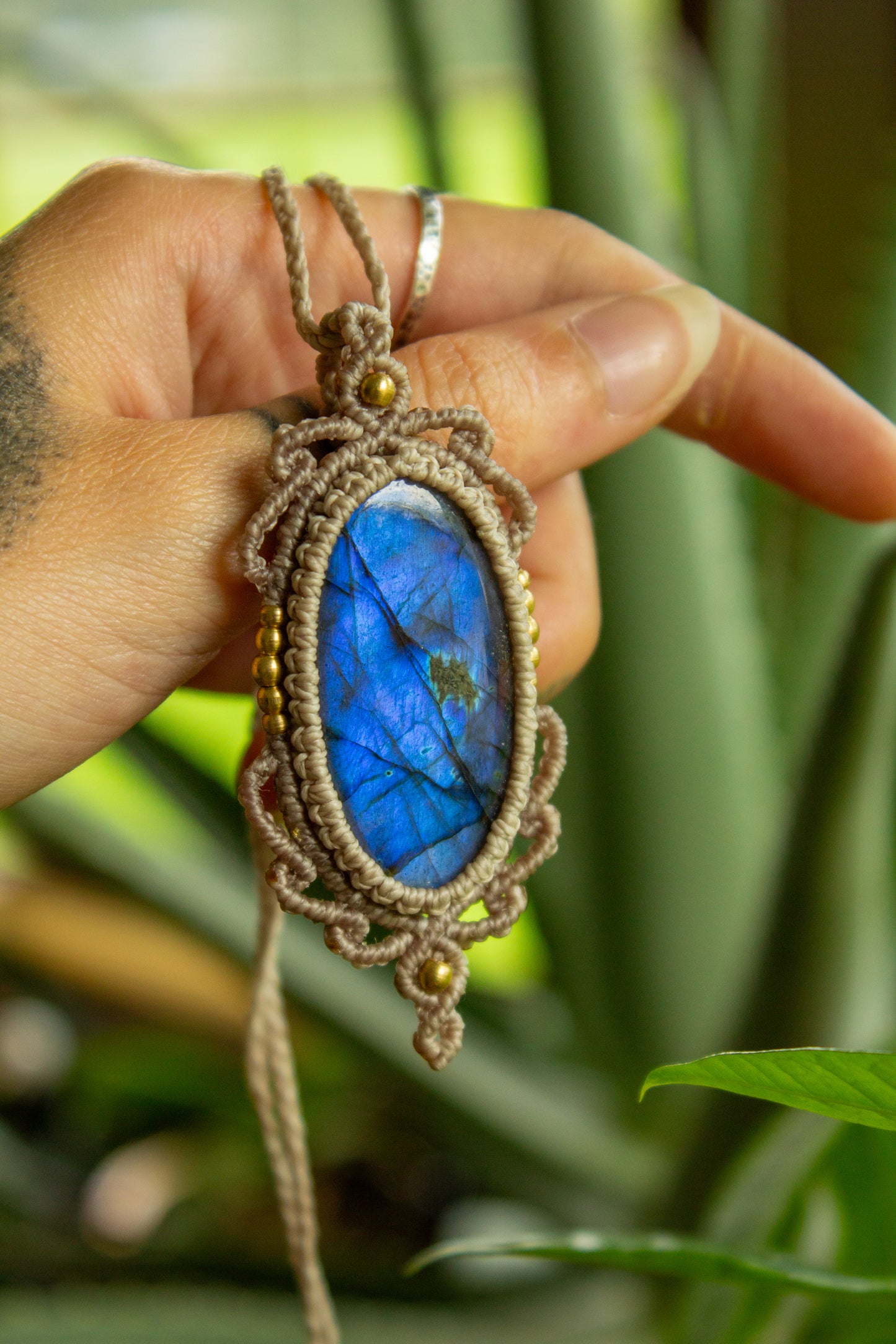 Hoi An • Labradorite macrame necklace