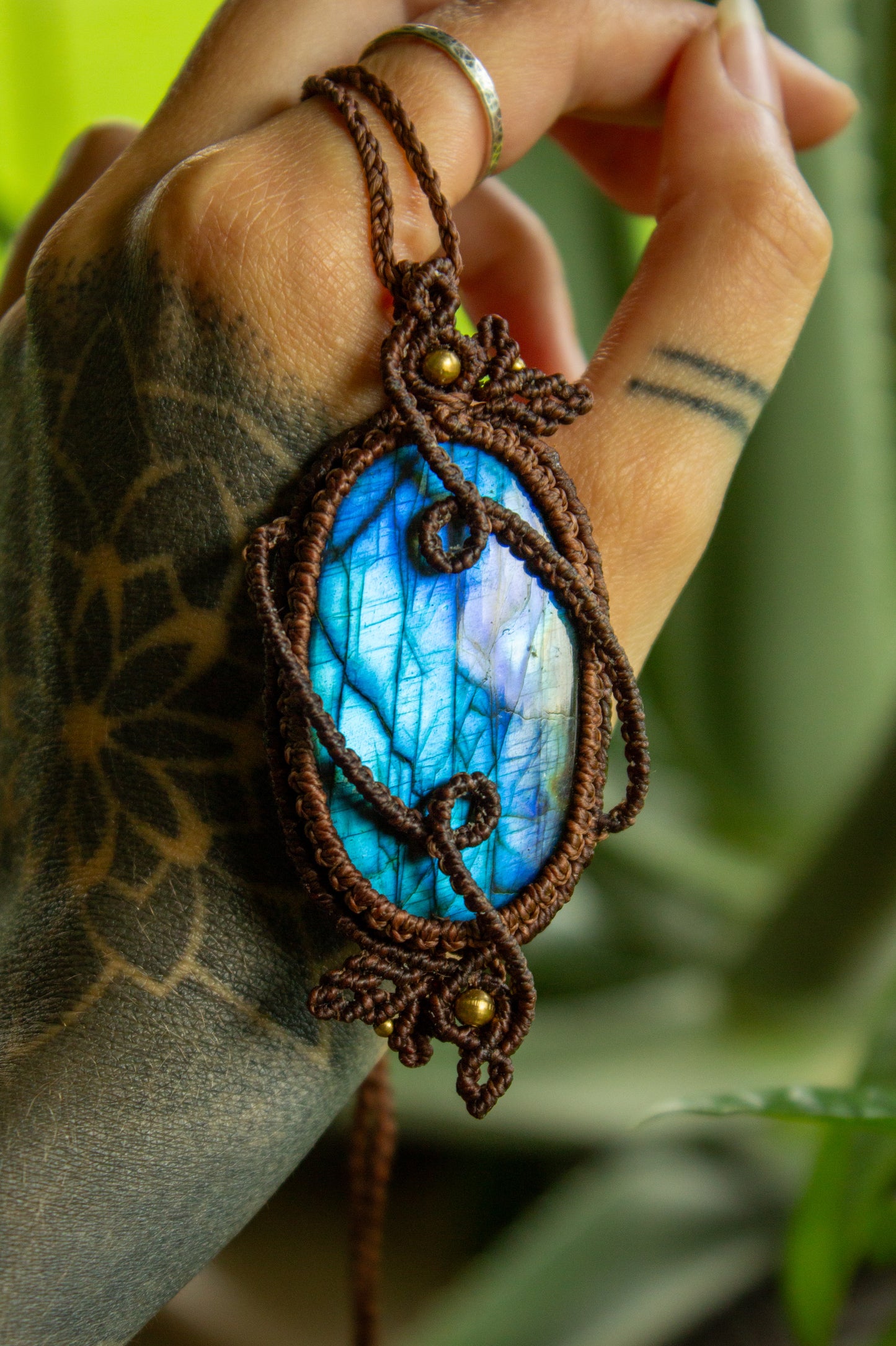 Hanoi • Labradorite macrame necklace