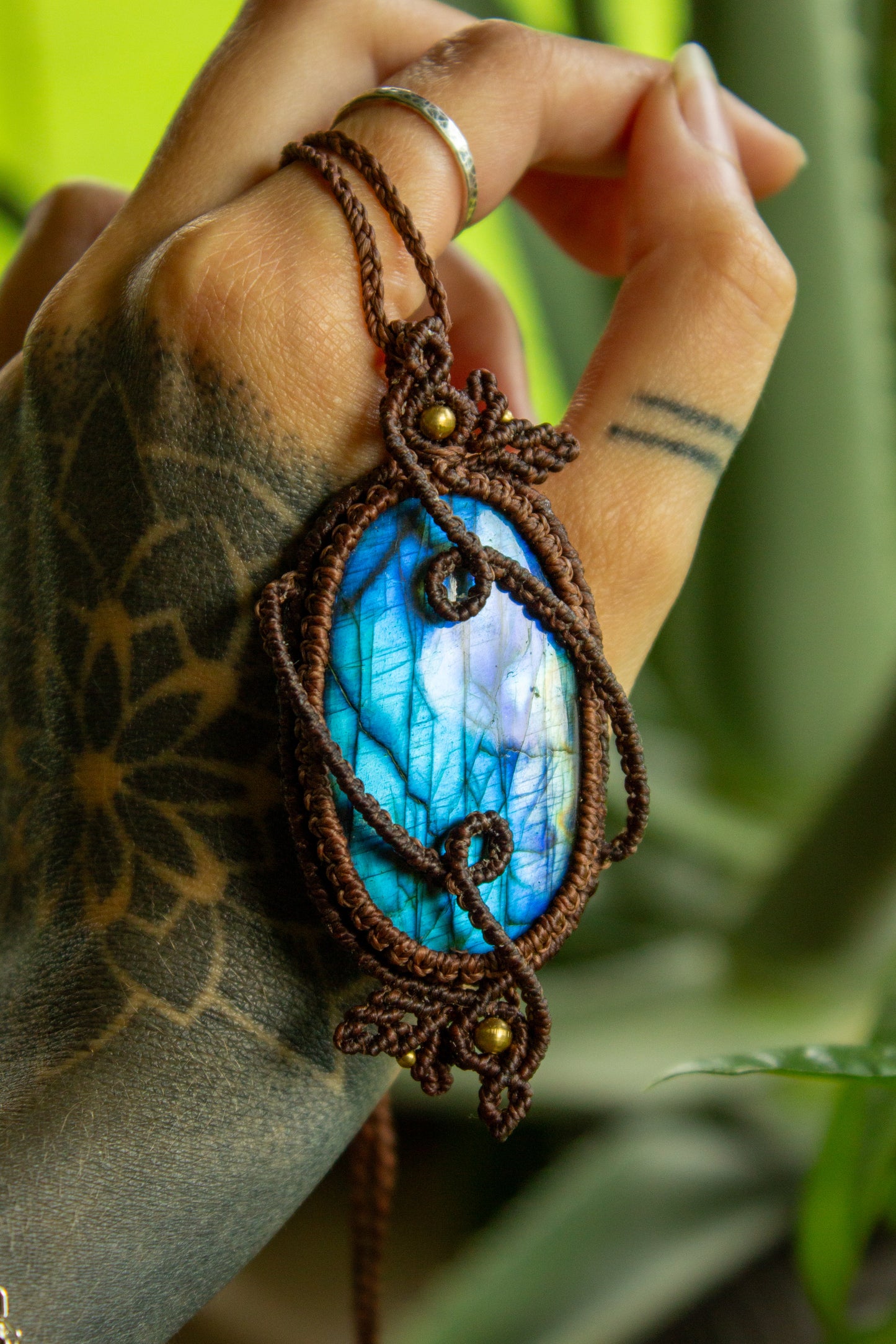Hanoi • Labradorite macrame necklace