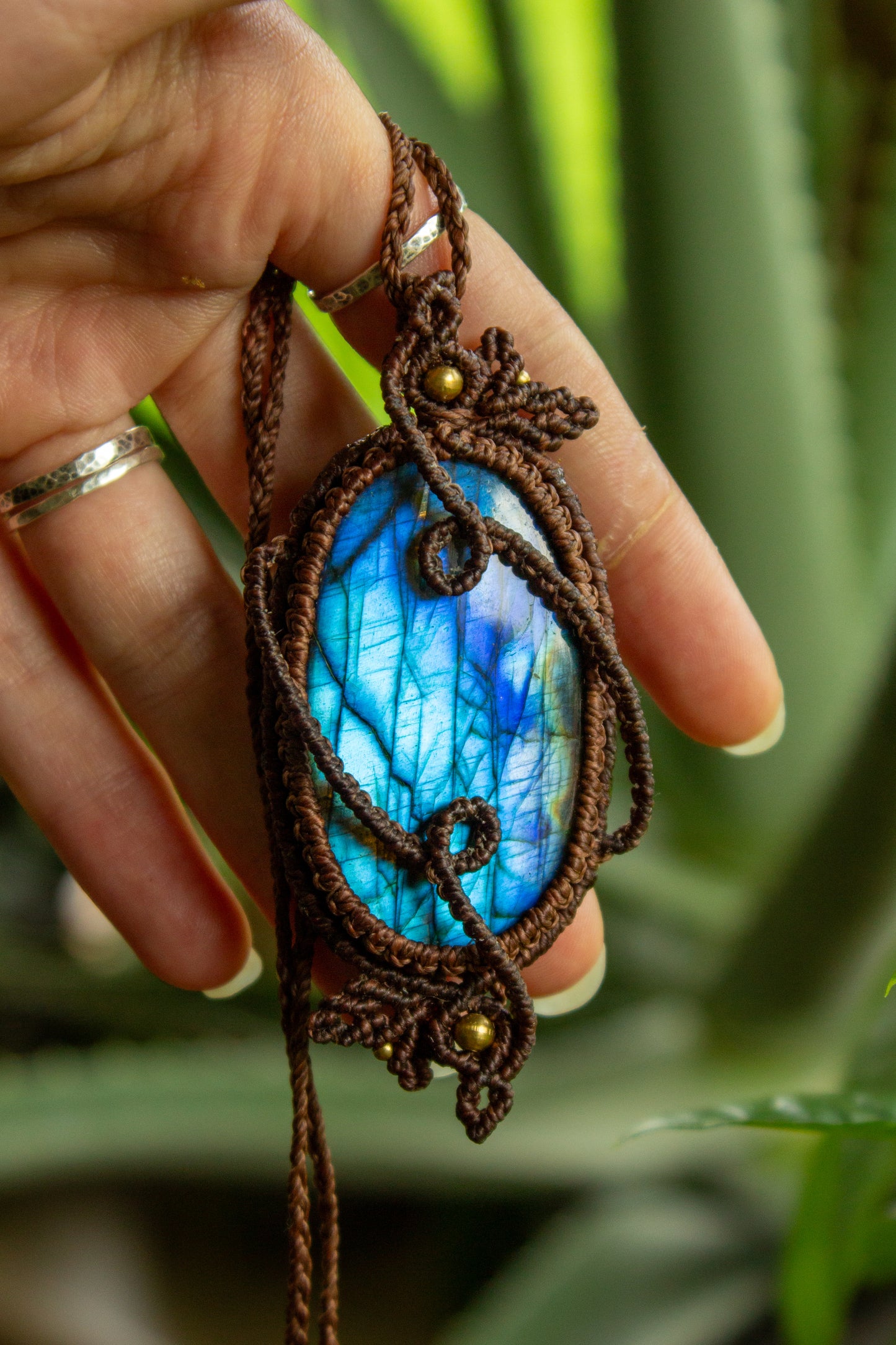 Hanoi • Labradorite macrame necklace