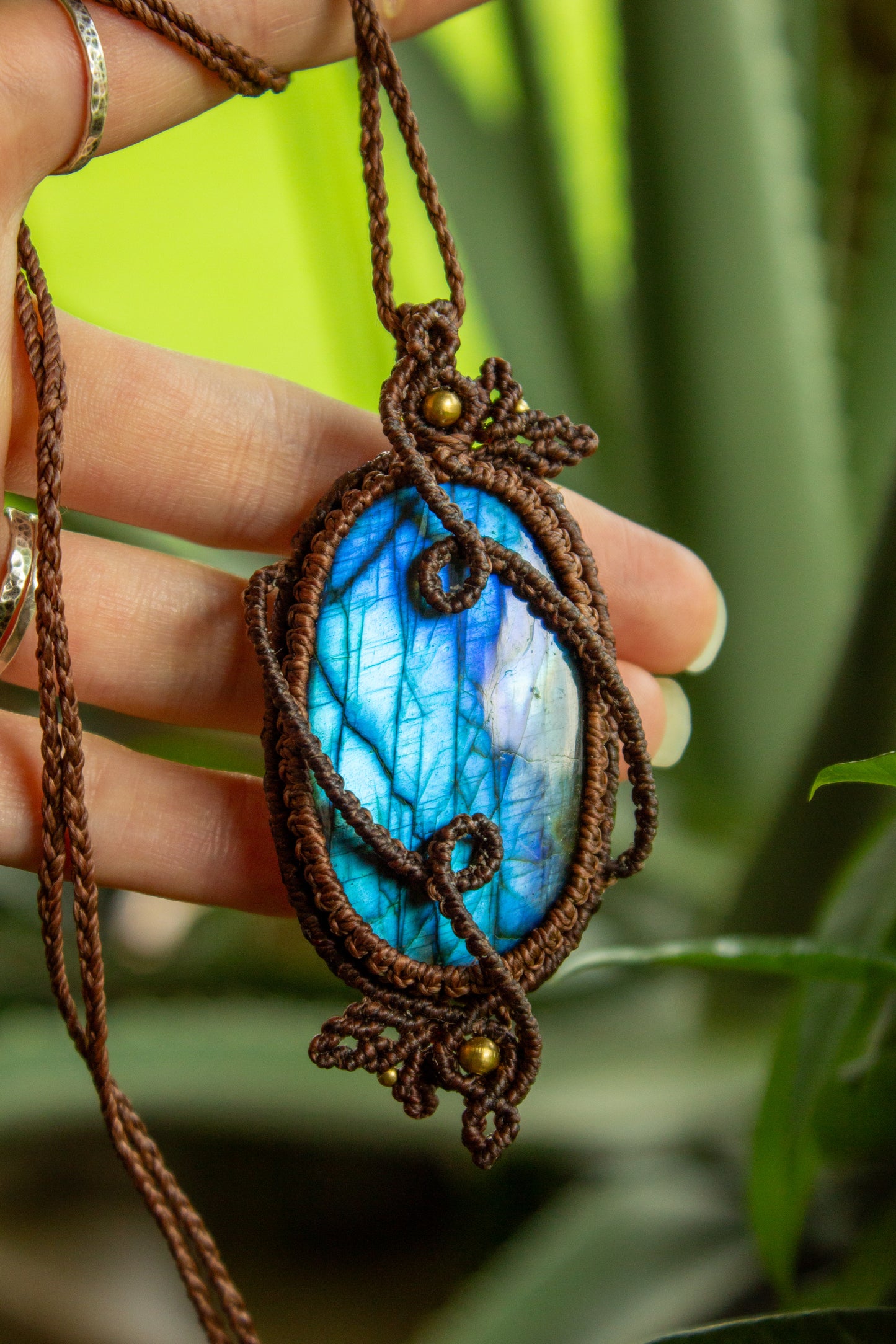 Hanoi • Labradorite macrame necklace