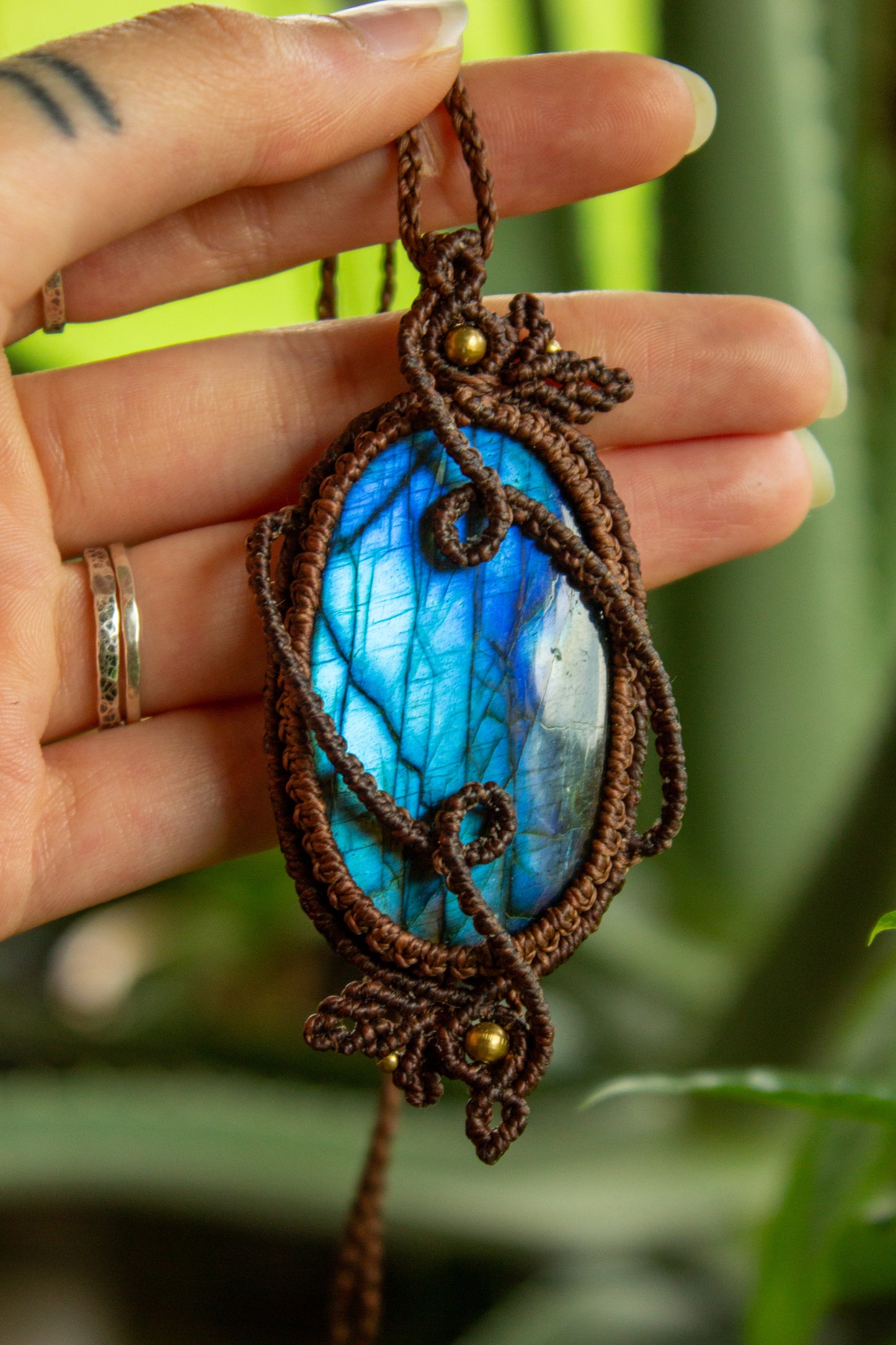 Hanoi • Labradorite macrame necklace