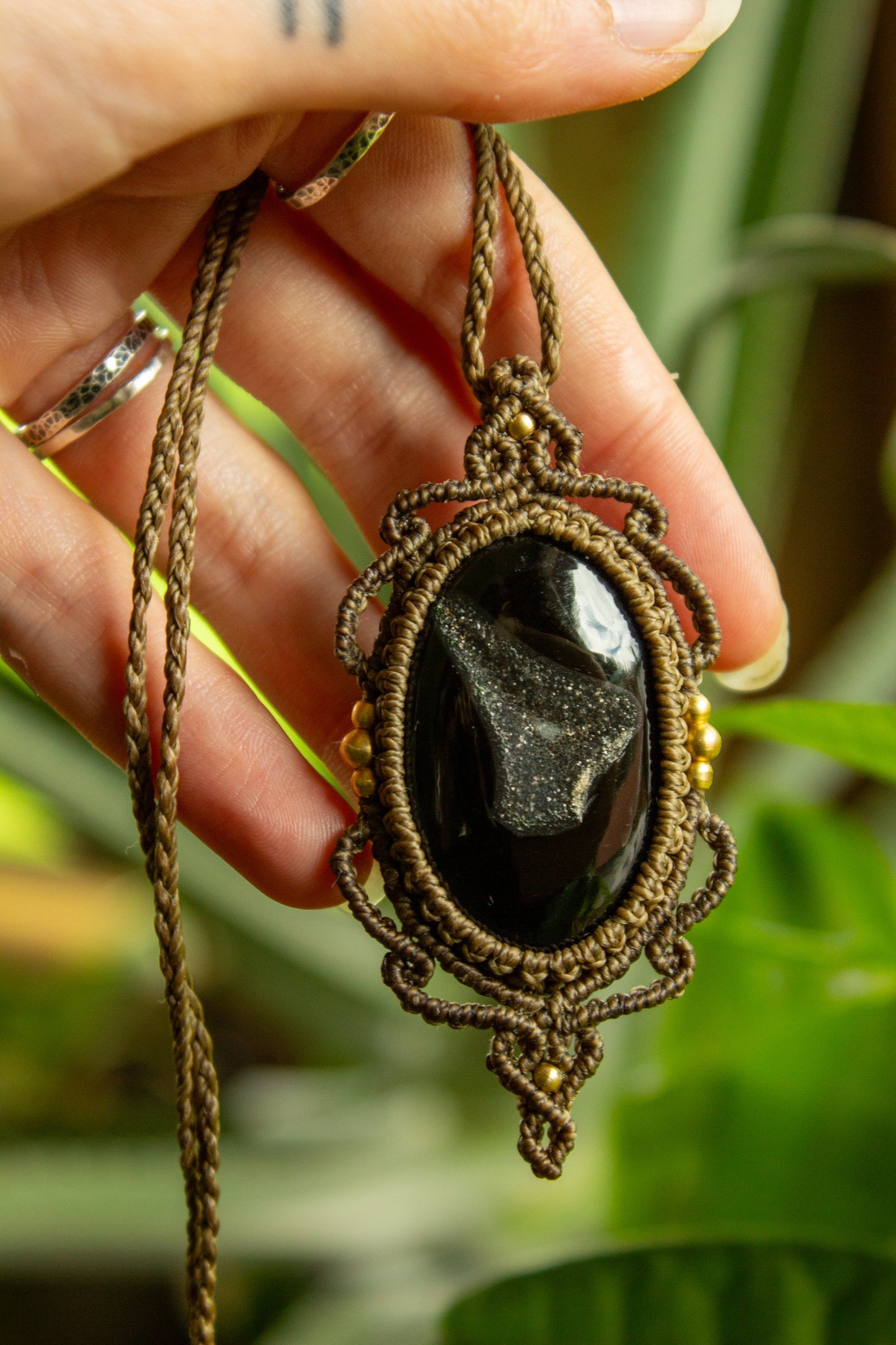 Sapa • Druzy Onyx macrame necklace