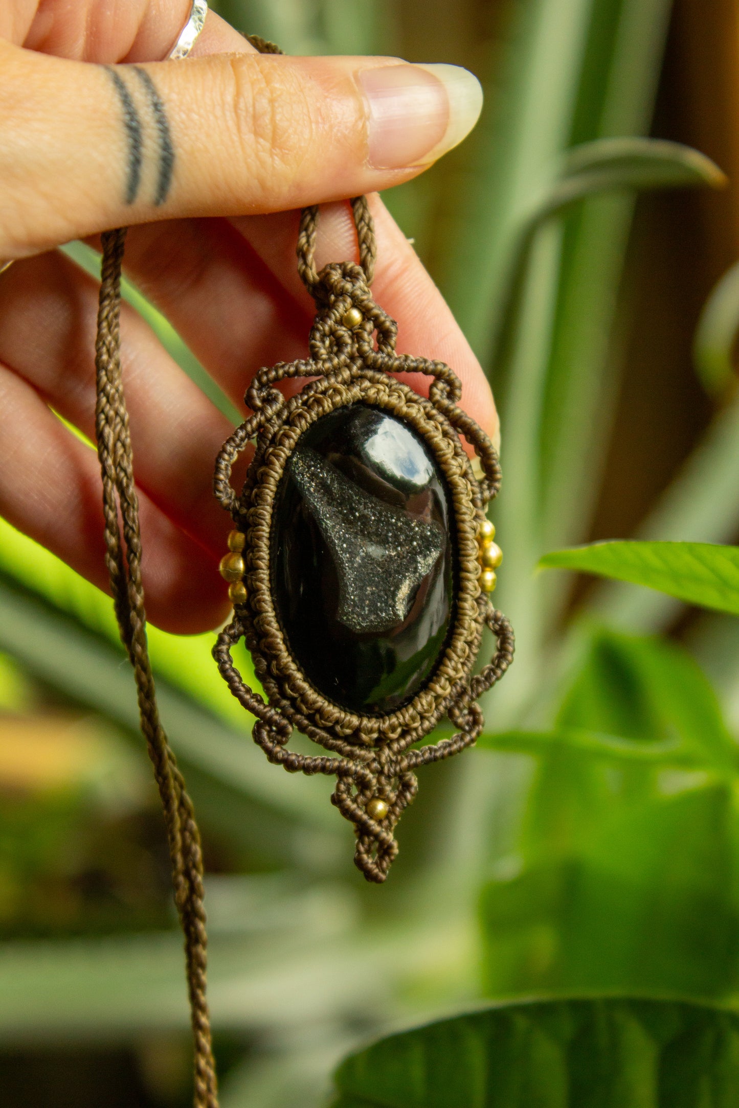 Sapa • Druzy Onyx macrame necklace