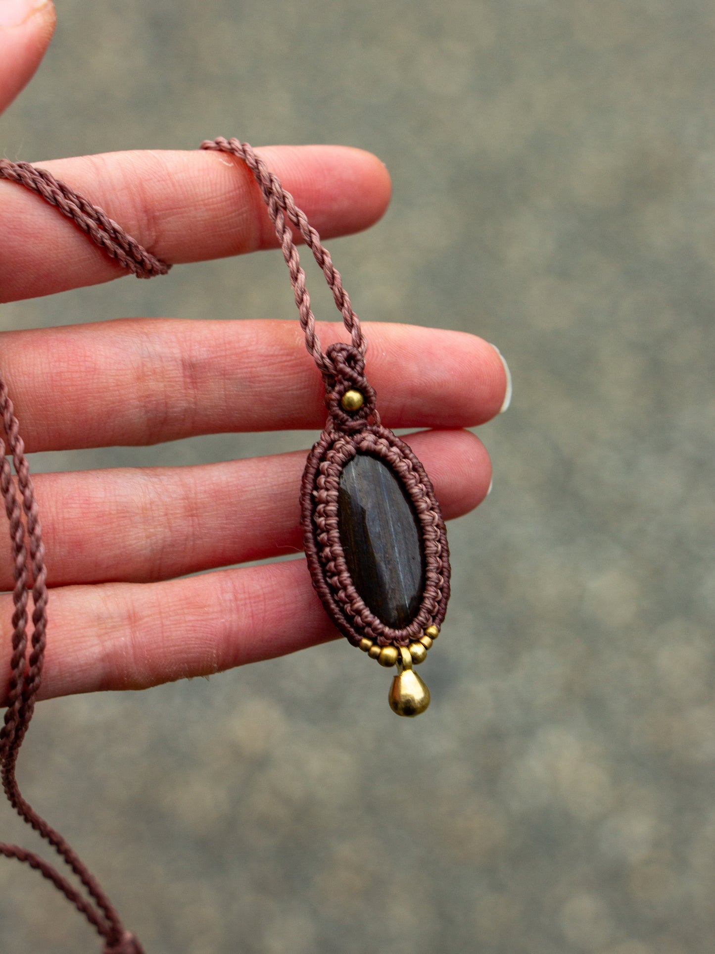 ~ affordables ~ Tiger Iron necklace