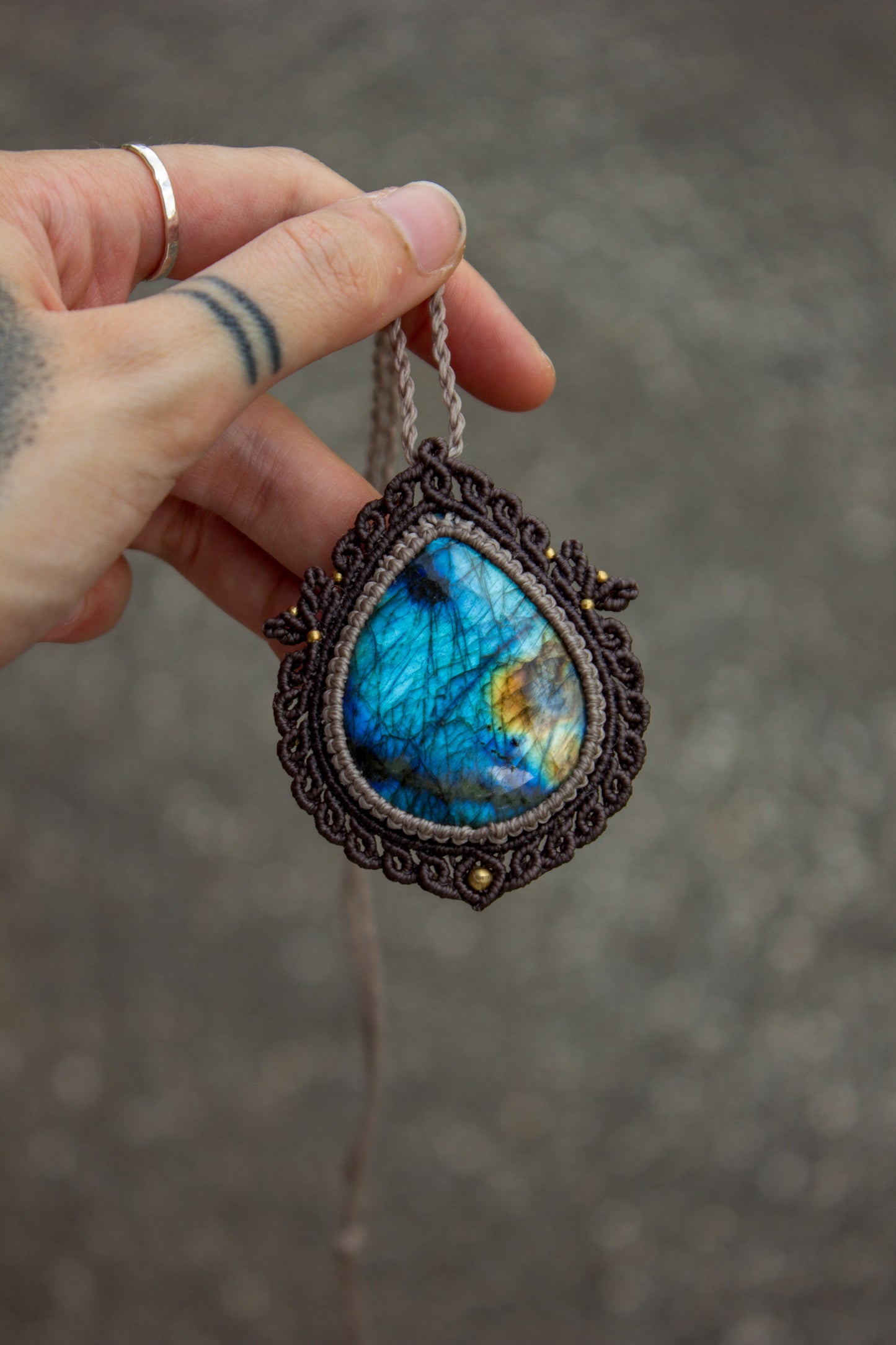 Labradorite macrame necklace