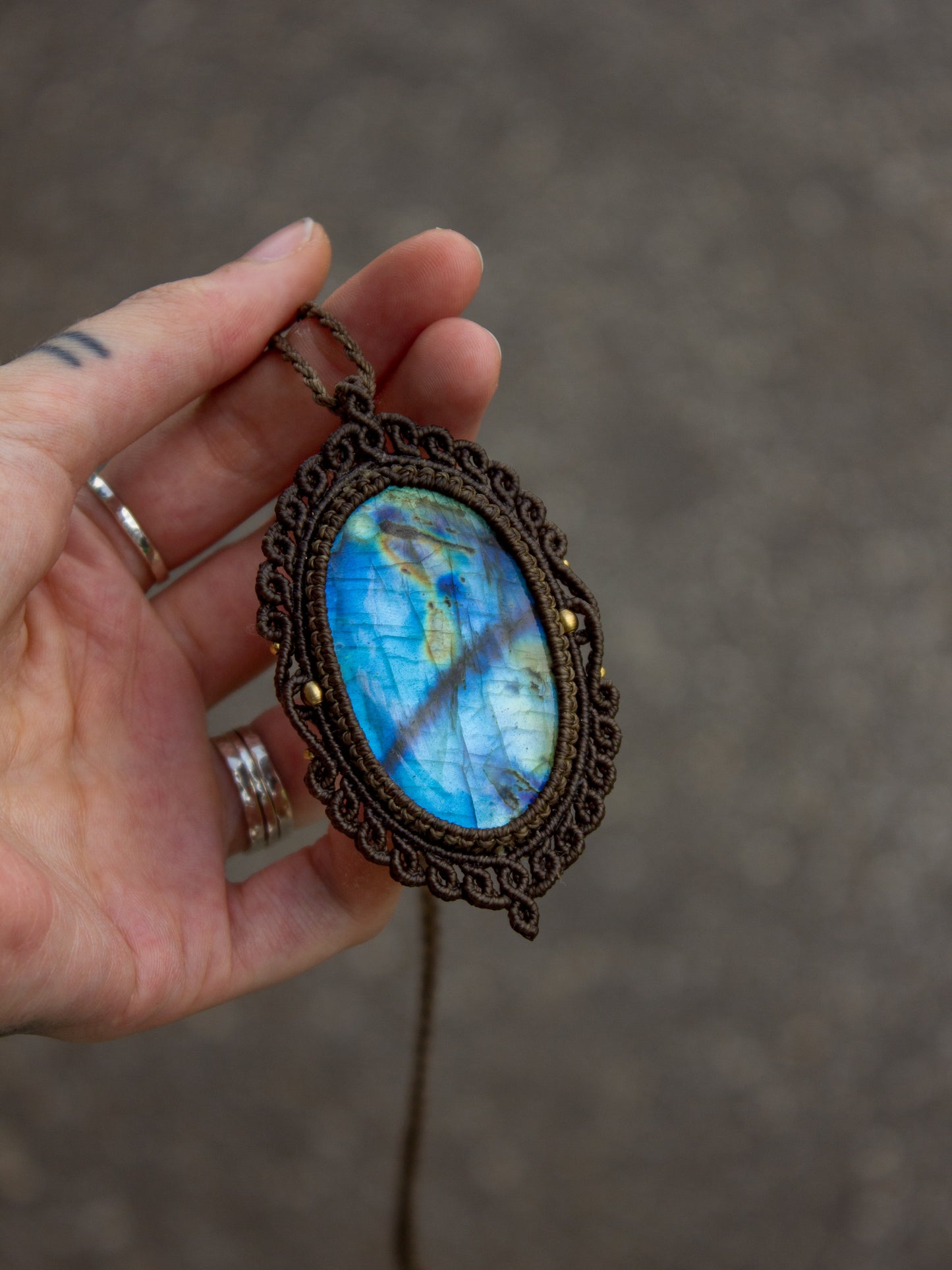 Labradorite macrame necklace