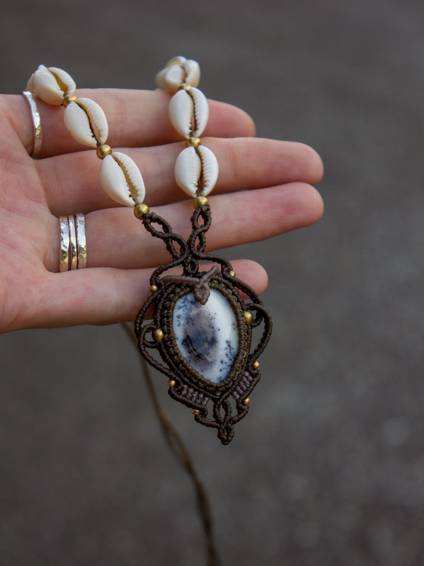 Dendretic Agate macrame necklace