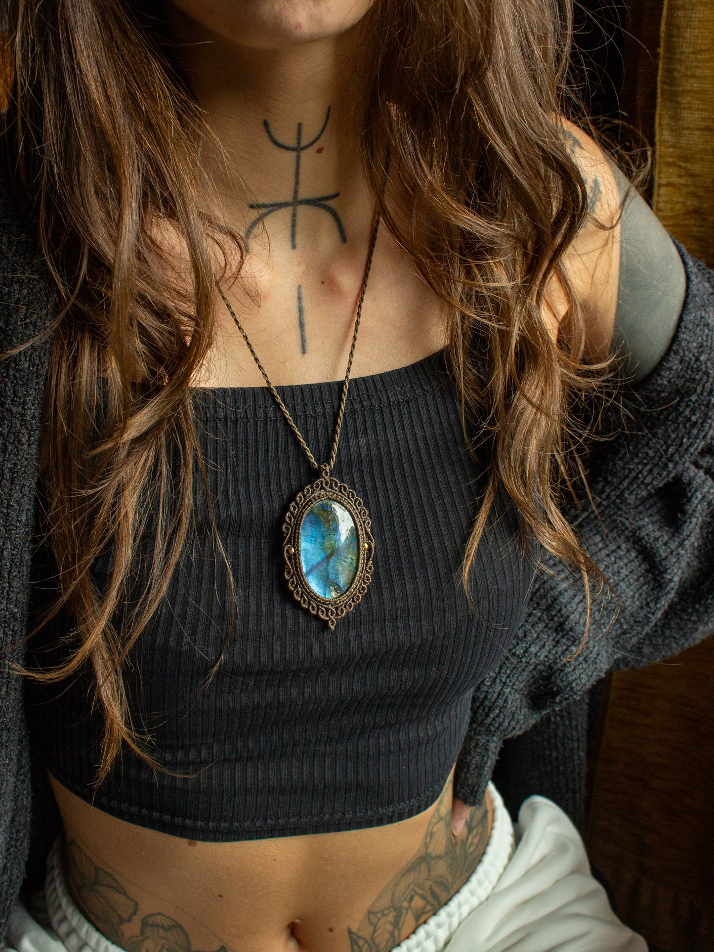 Labradorite macrame necklace