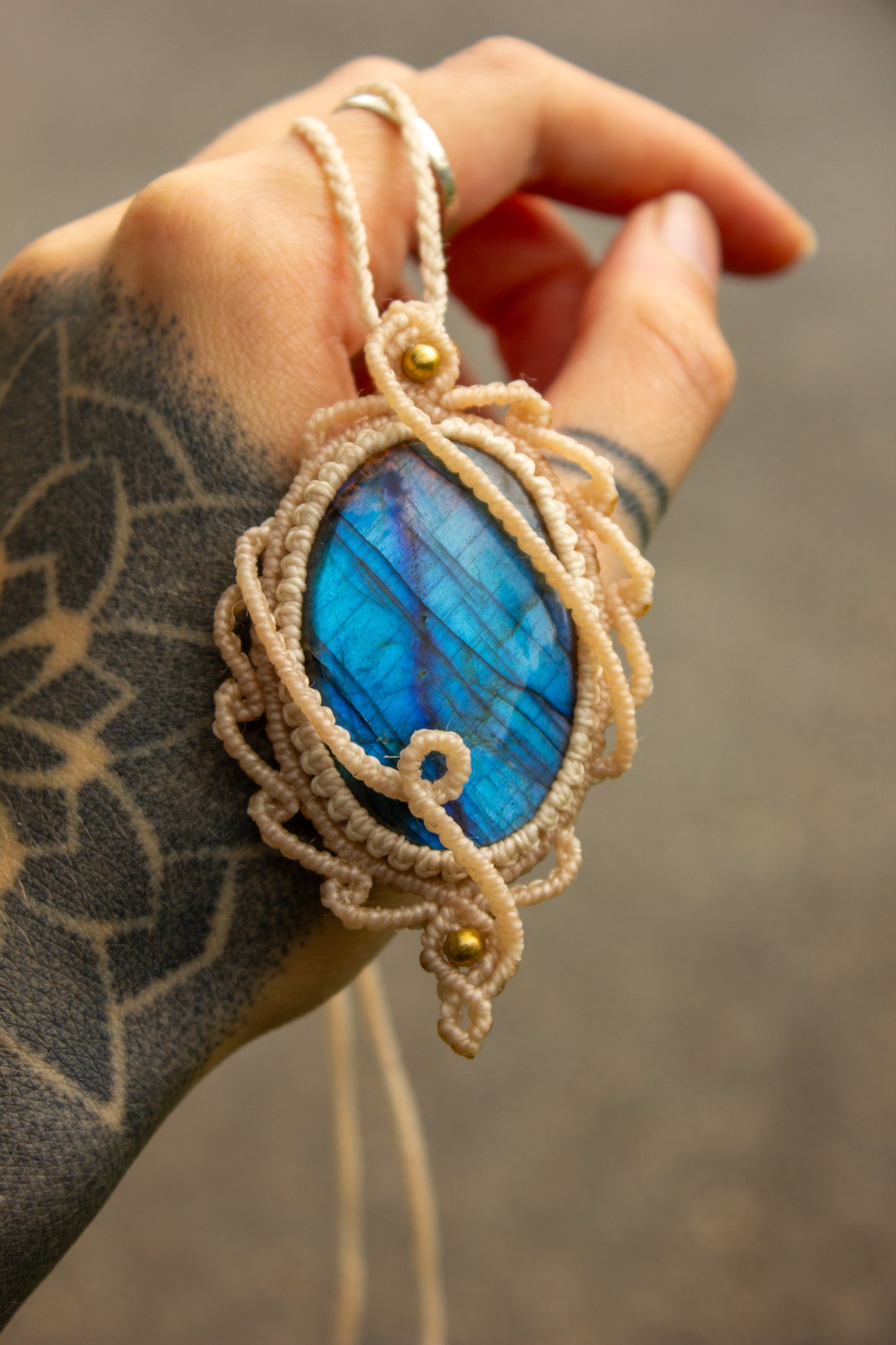 Labradorite • macrame necklace