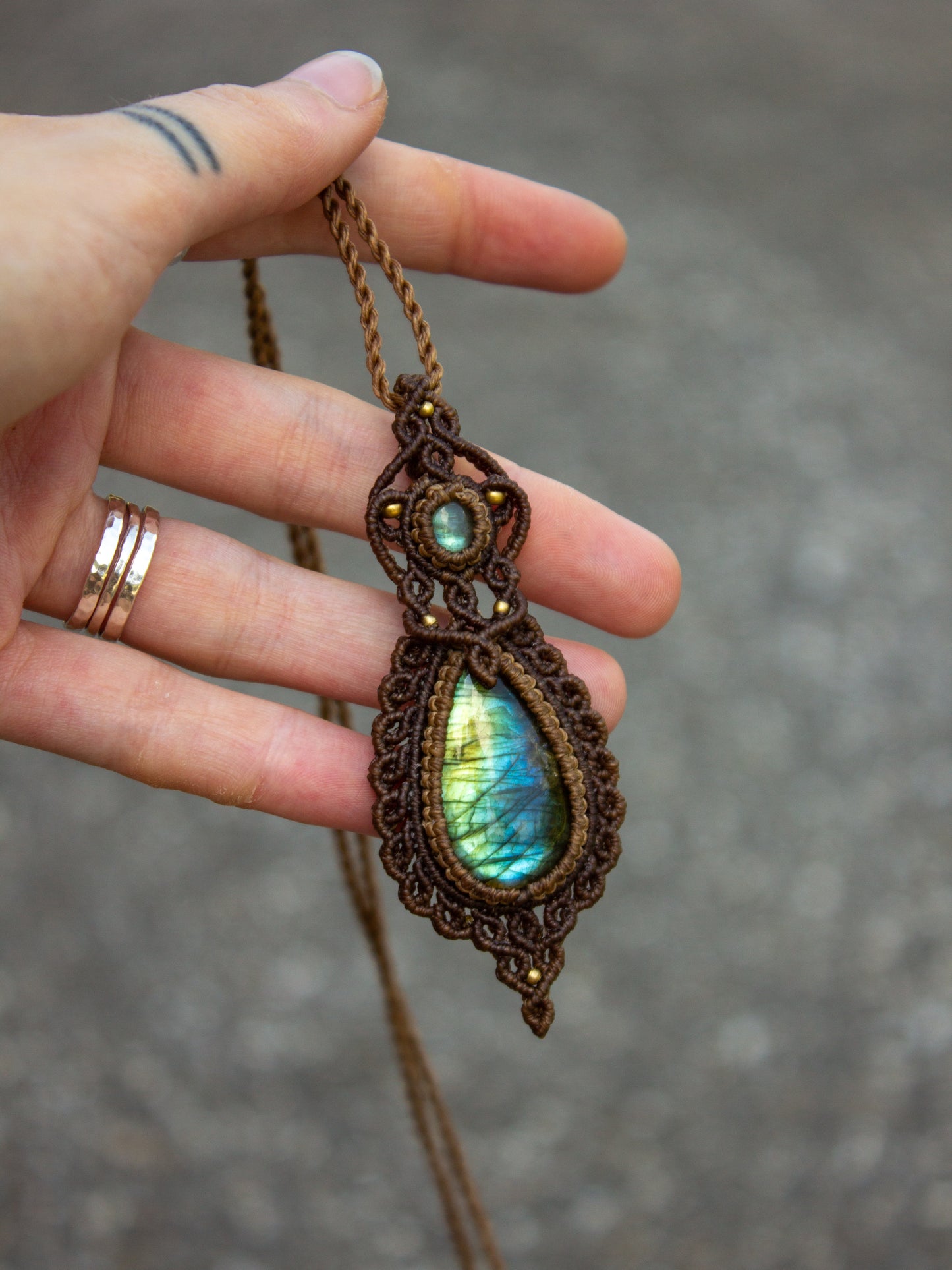 Labradorite & Labradorite macrame necklace