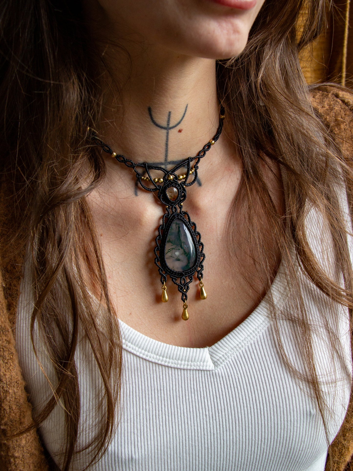 White Topaz & Moss Agate macrame necklace