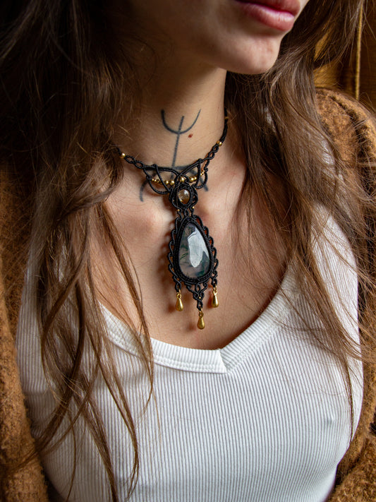 White Topaz & Moss Agate macrame necklace