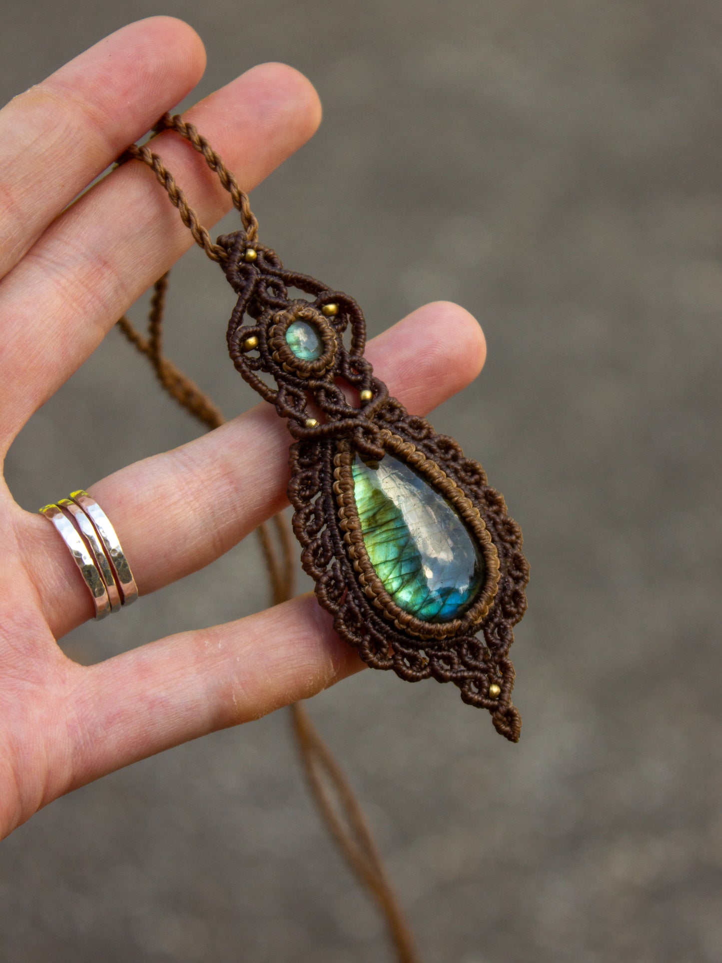 Labradorite & Labradorite macrame necklace