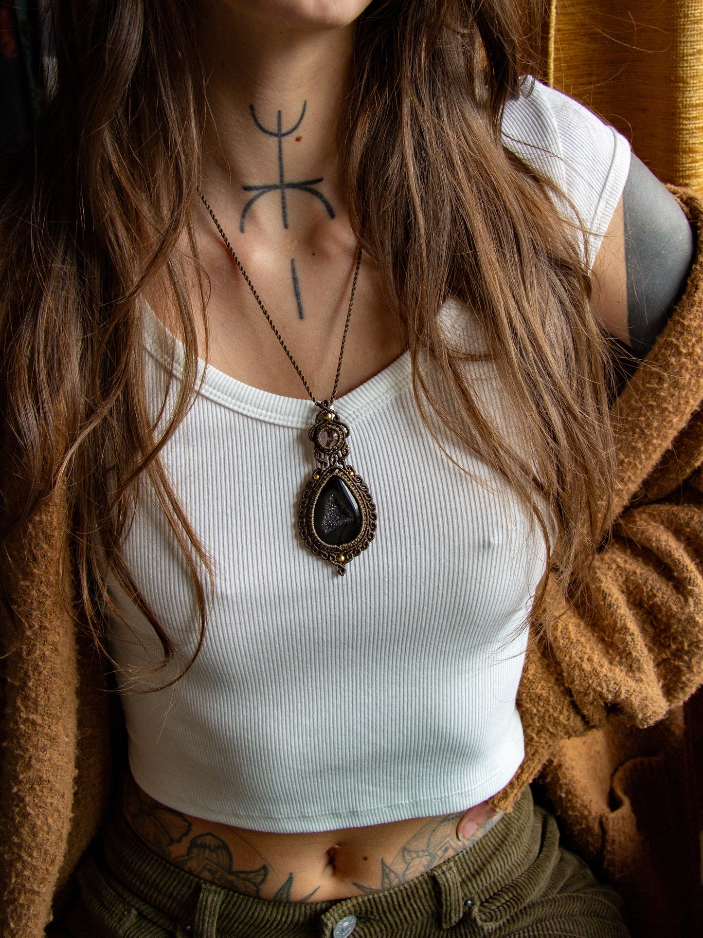 Garden Quartz & Black Onyx macrame necklace