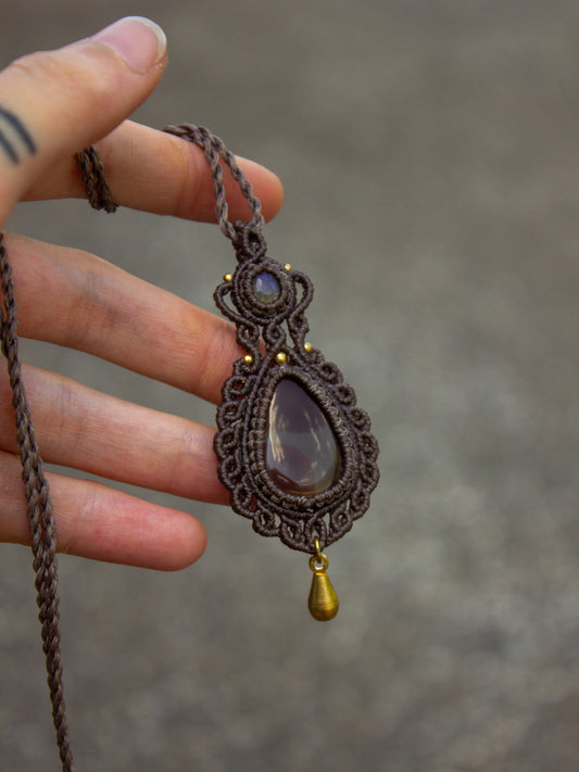Labradorite & Smokey Quartz macrame necklace
