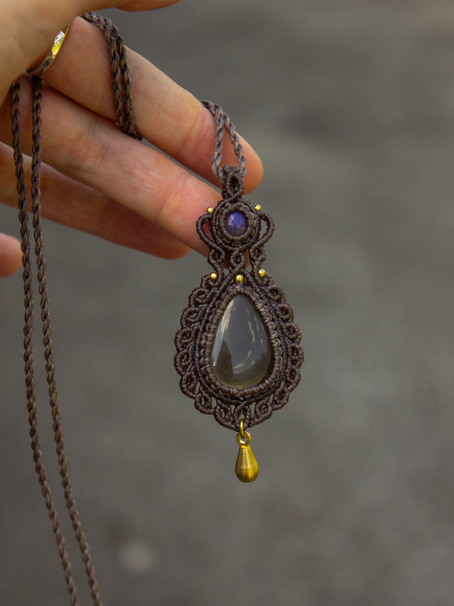 Labradorite & Smokey Quartz macrame necklace