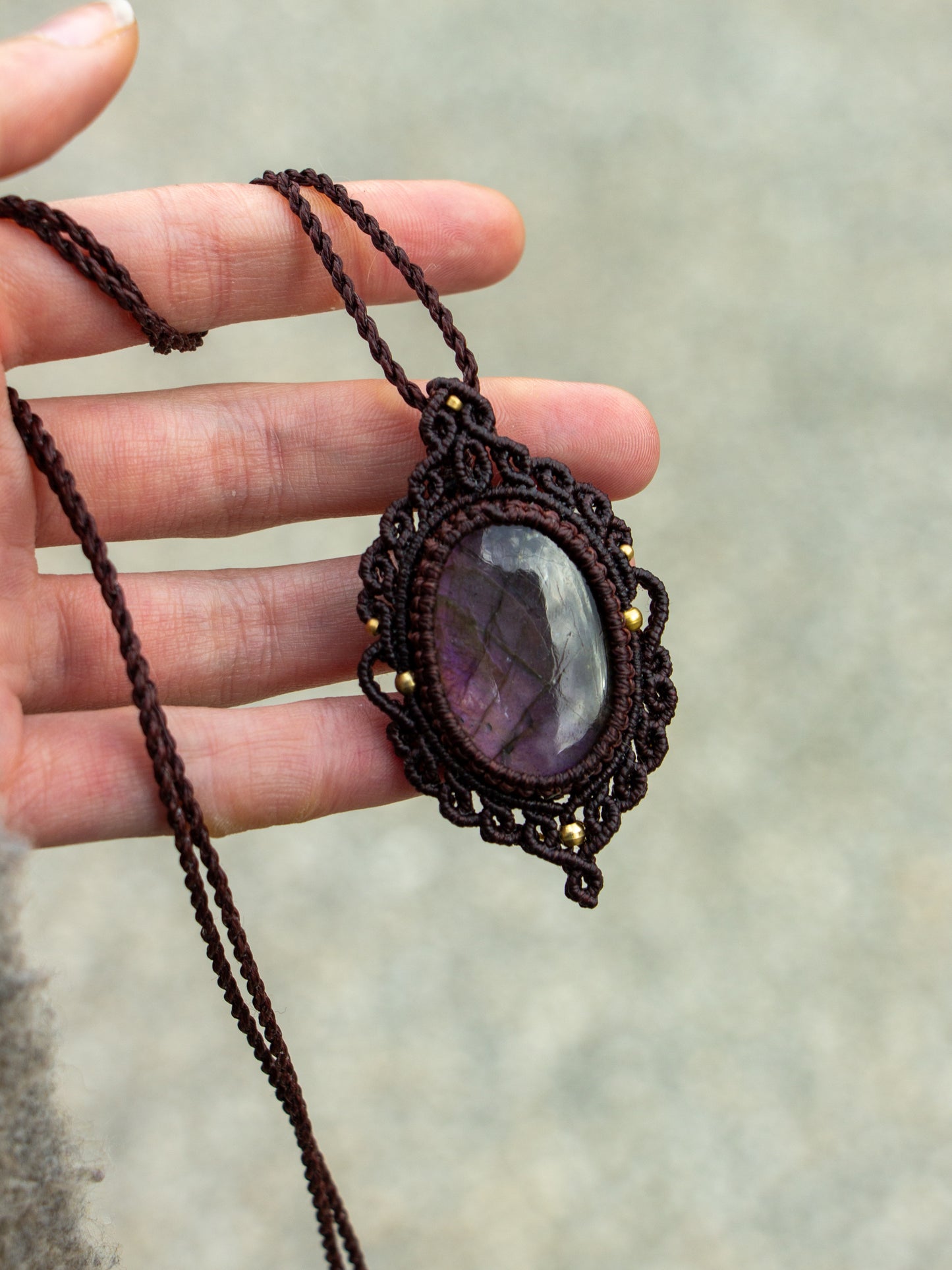 Labradorite macrame necklace