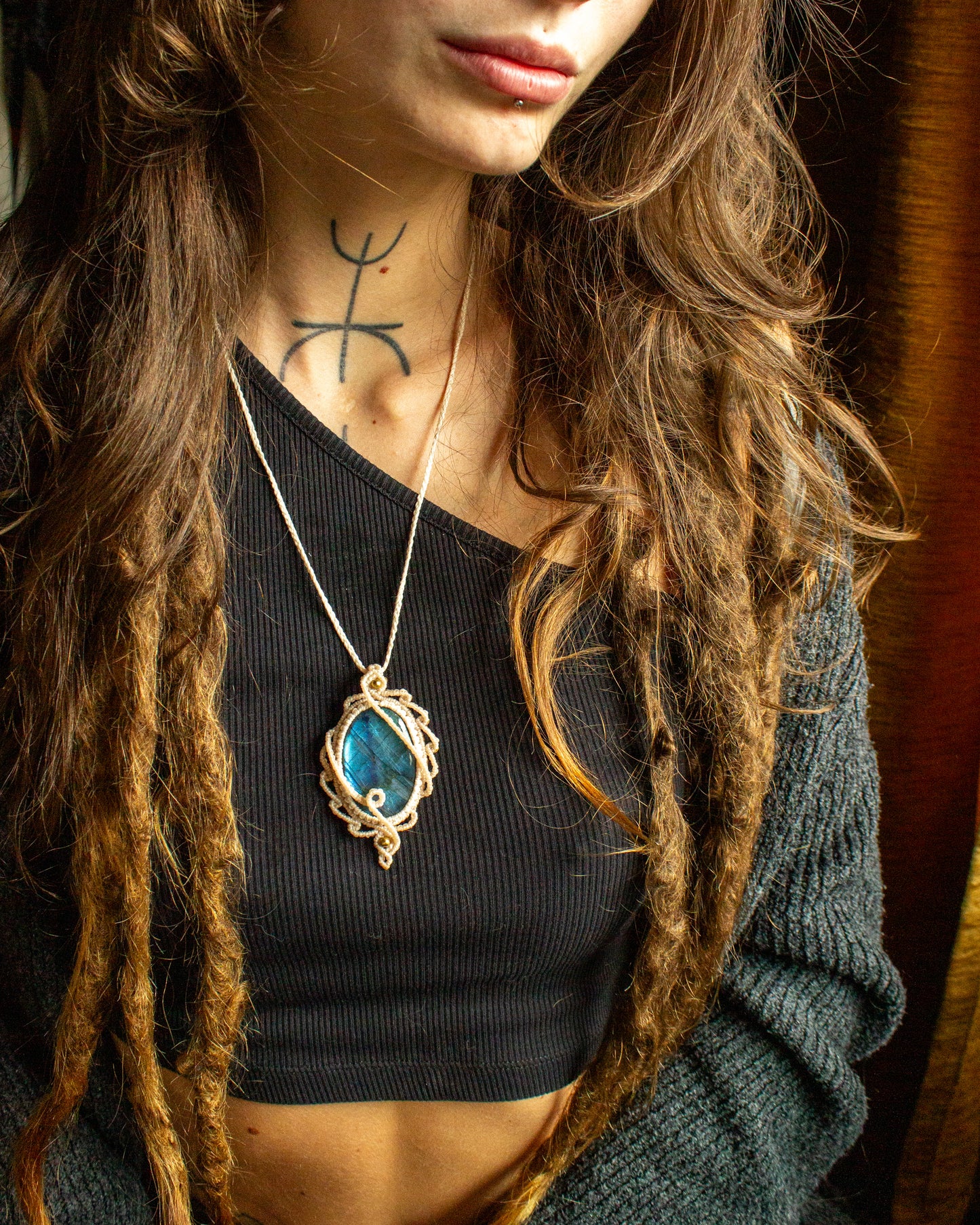 Labradorite • macrame necklace