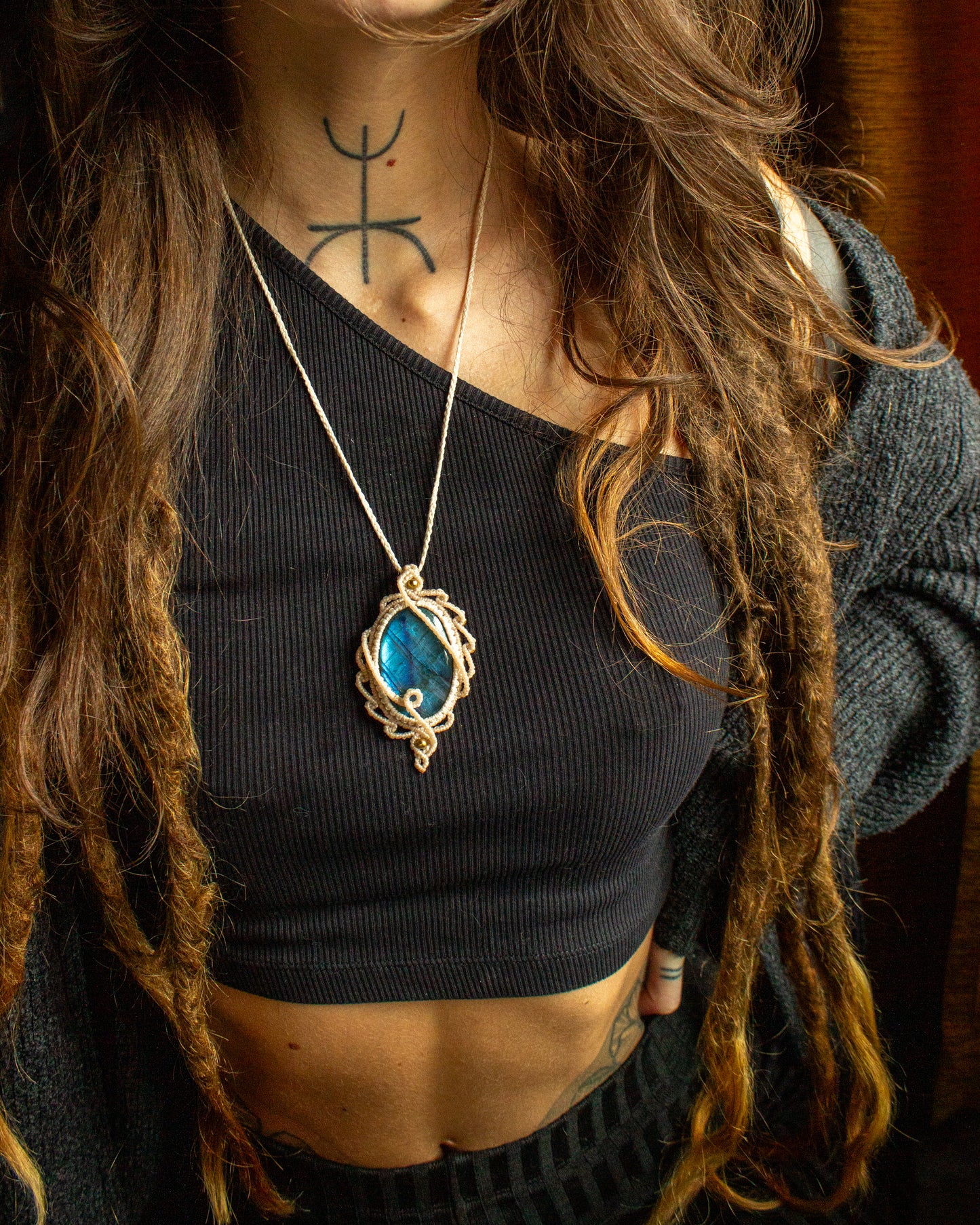 Labradorite • macrame necklace