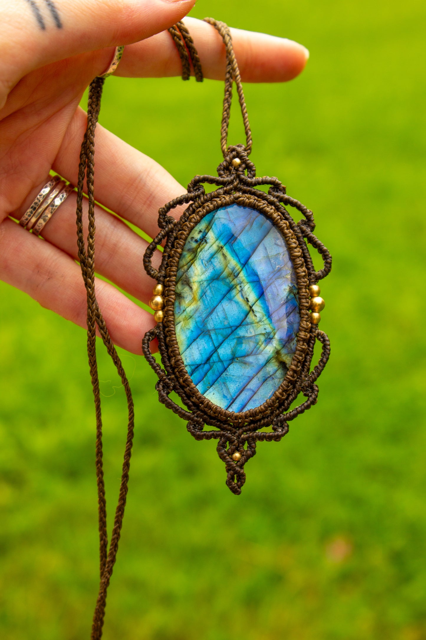 Labradorite • macrame necklace
