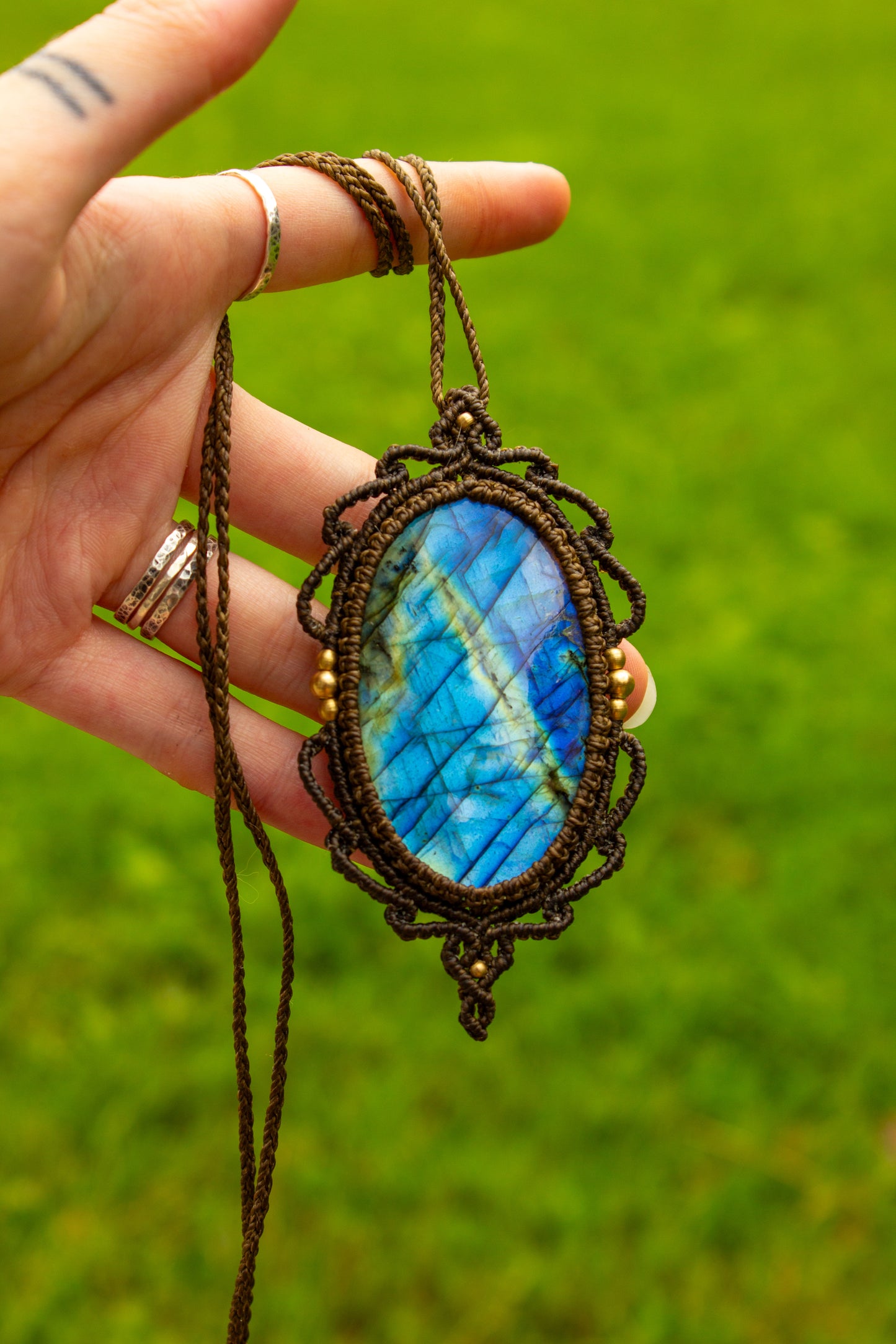 Labradorite • macrame necklace