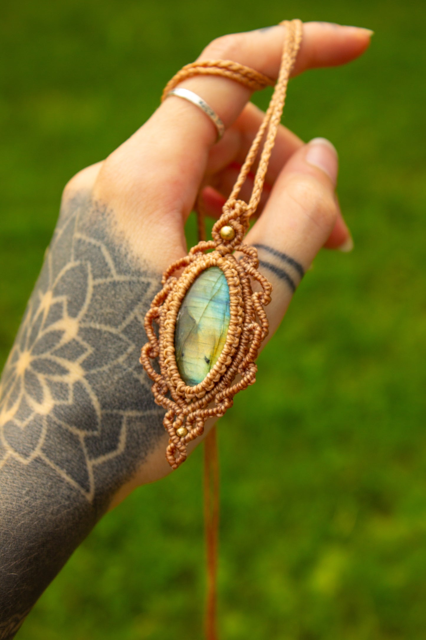 Labradorite • macrame necklace