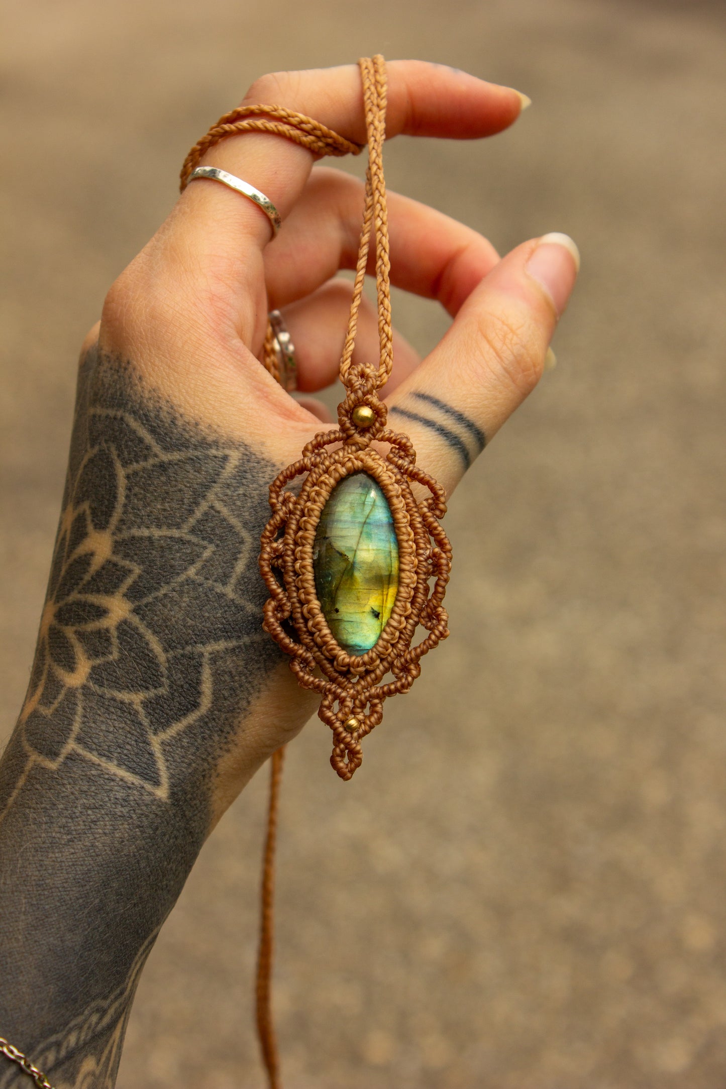 Labradorite • macrame necklace