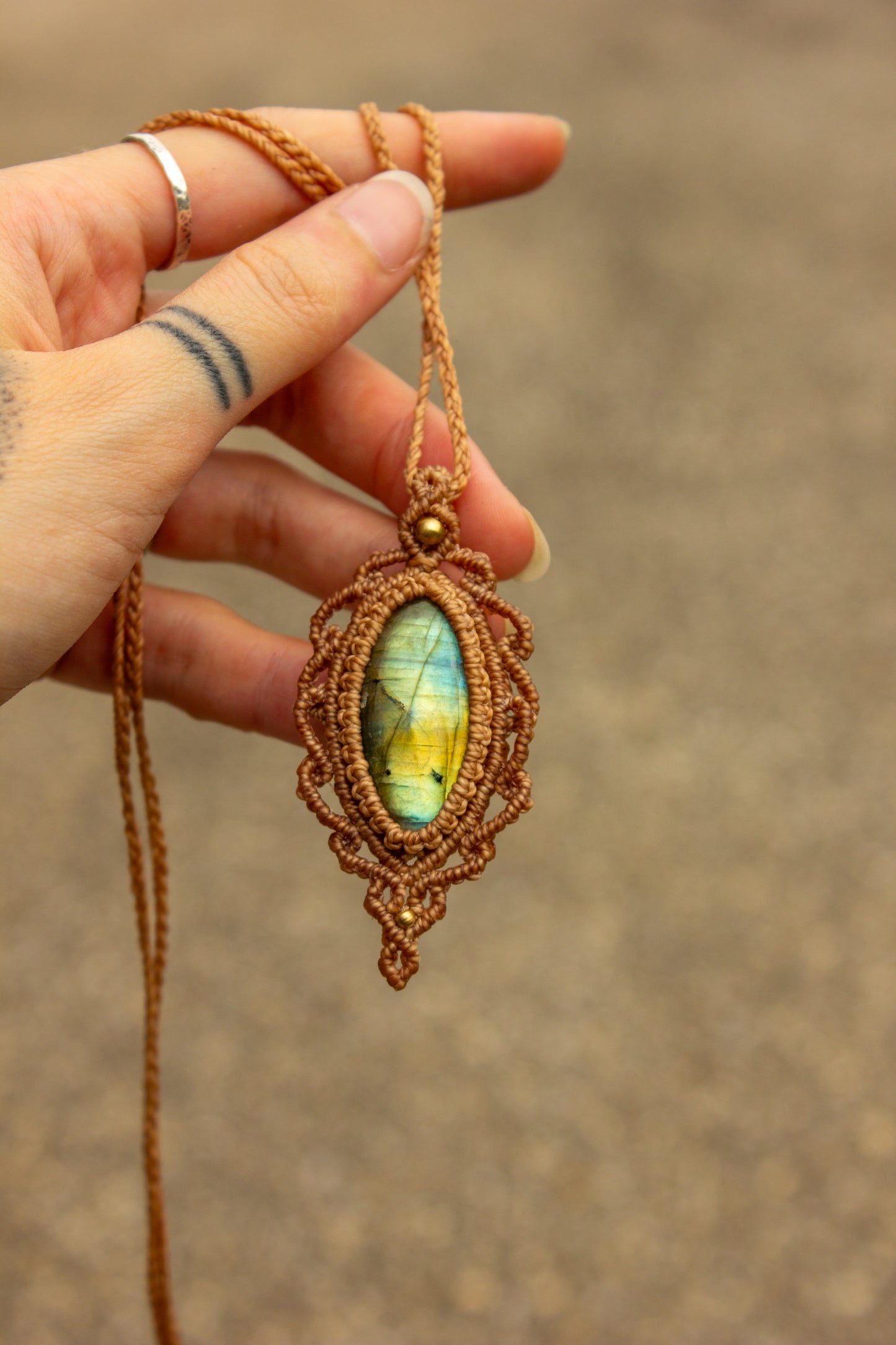 Labradorite • macrame necklace