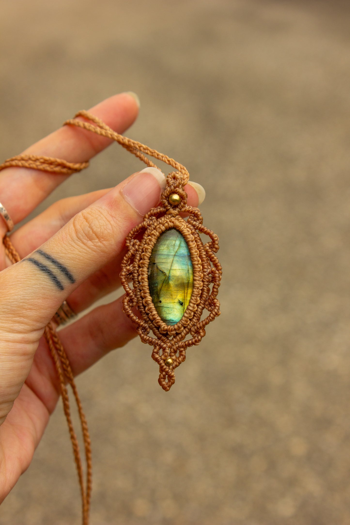 Labradorite • macrame necklace
