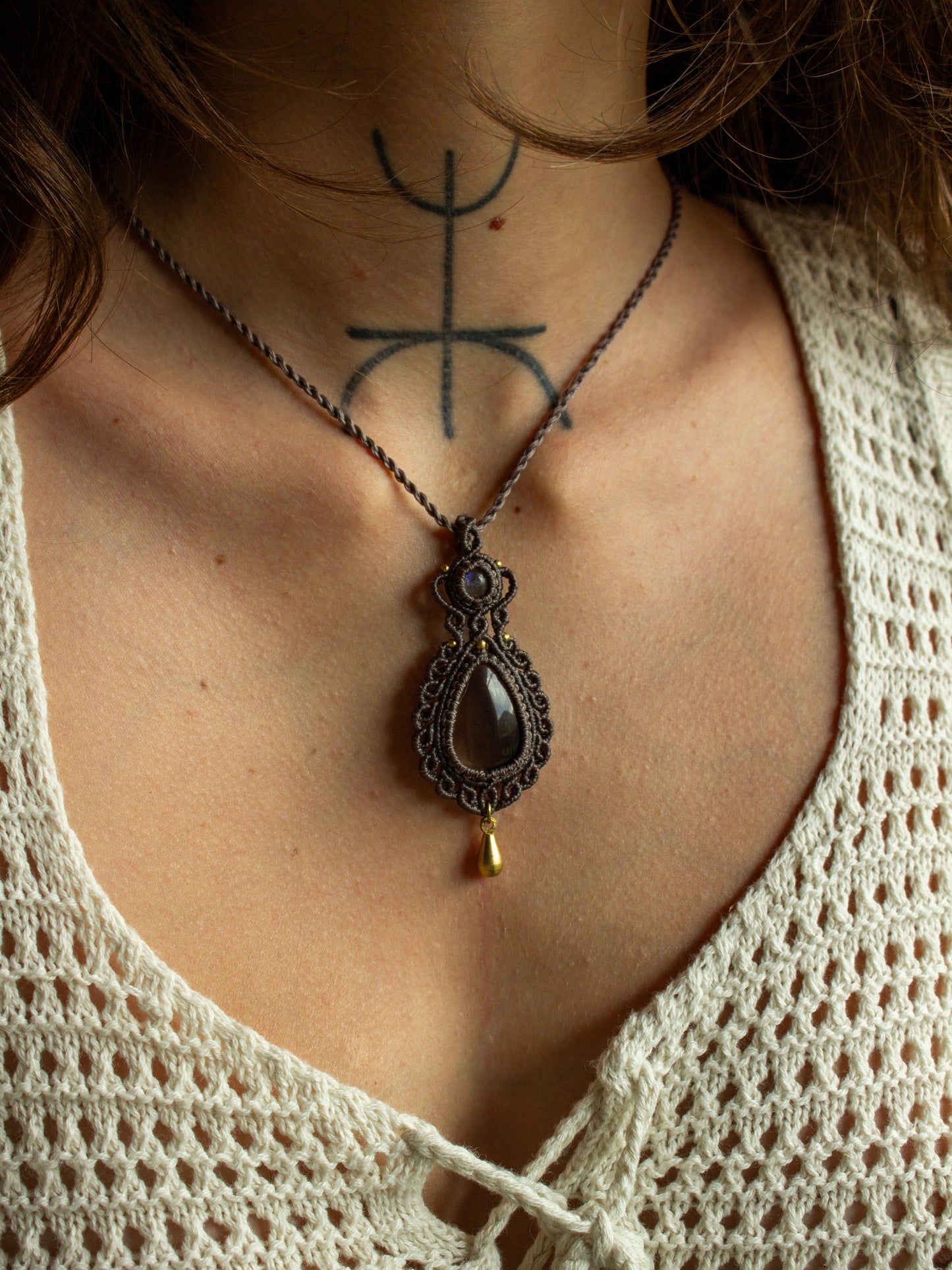 Labradorite & Smokey Quartz macrame necklace