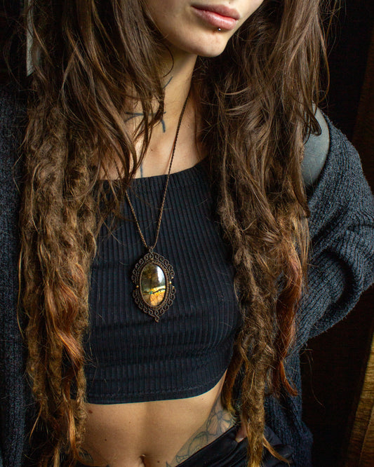 Labradorite • macrame necklace