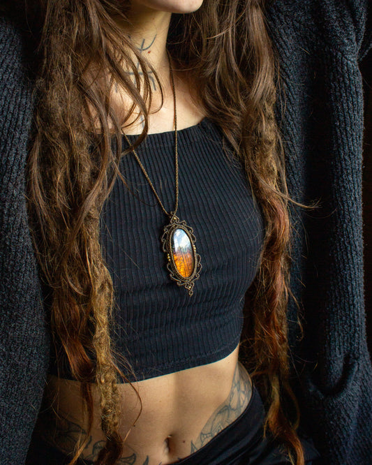 Labradorite • macrame necklace