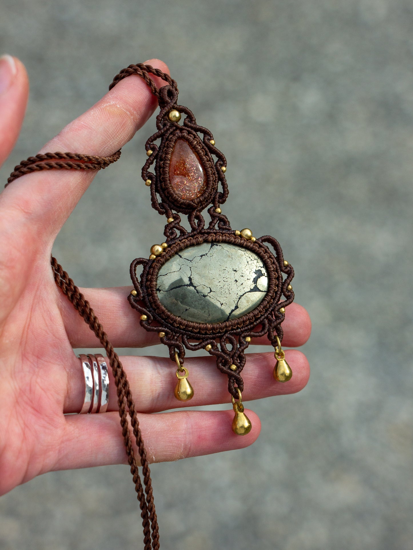 Sunstone & Pyrite macrame necklace
