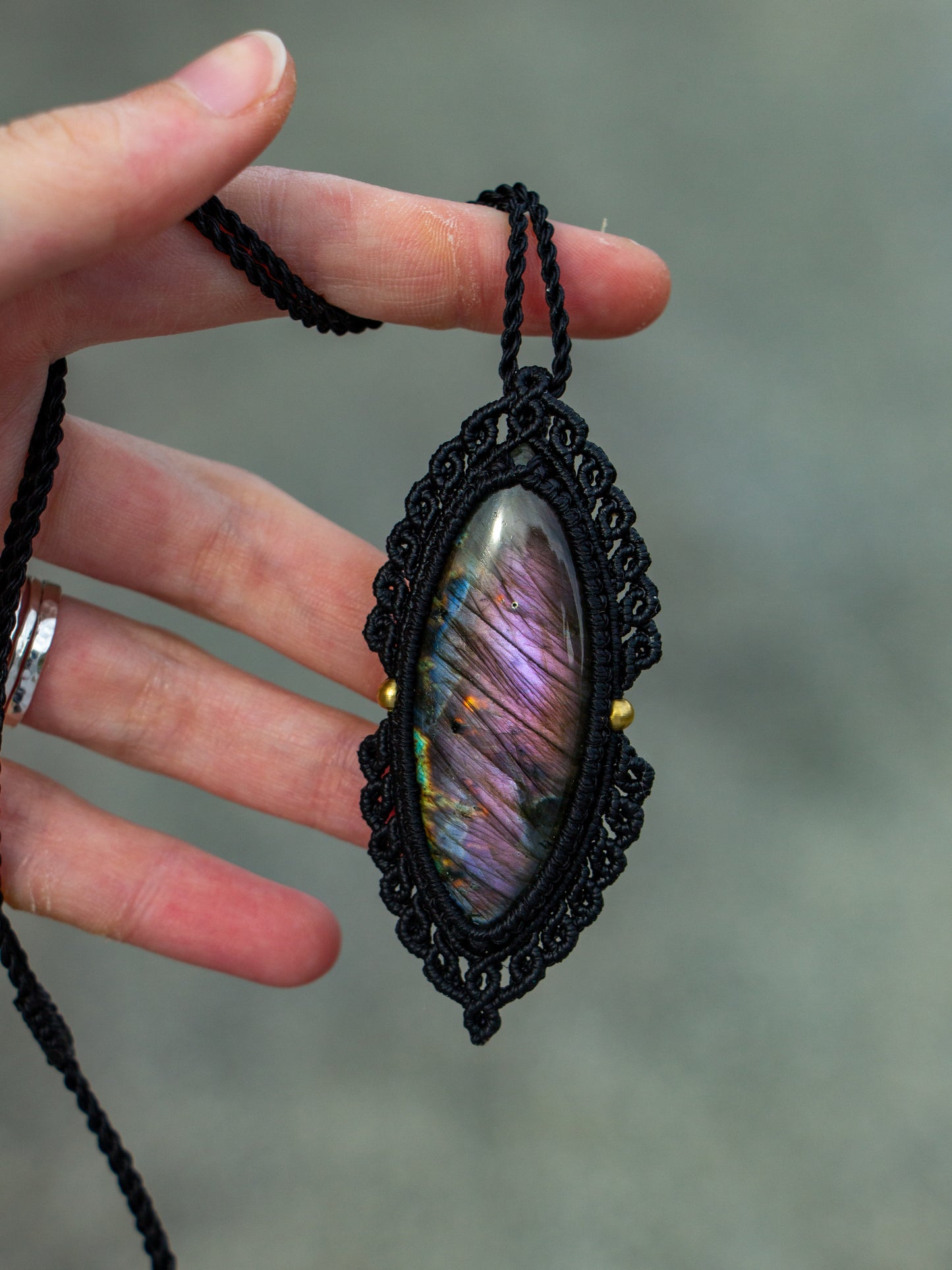 Labradorite macrame necklace