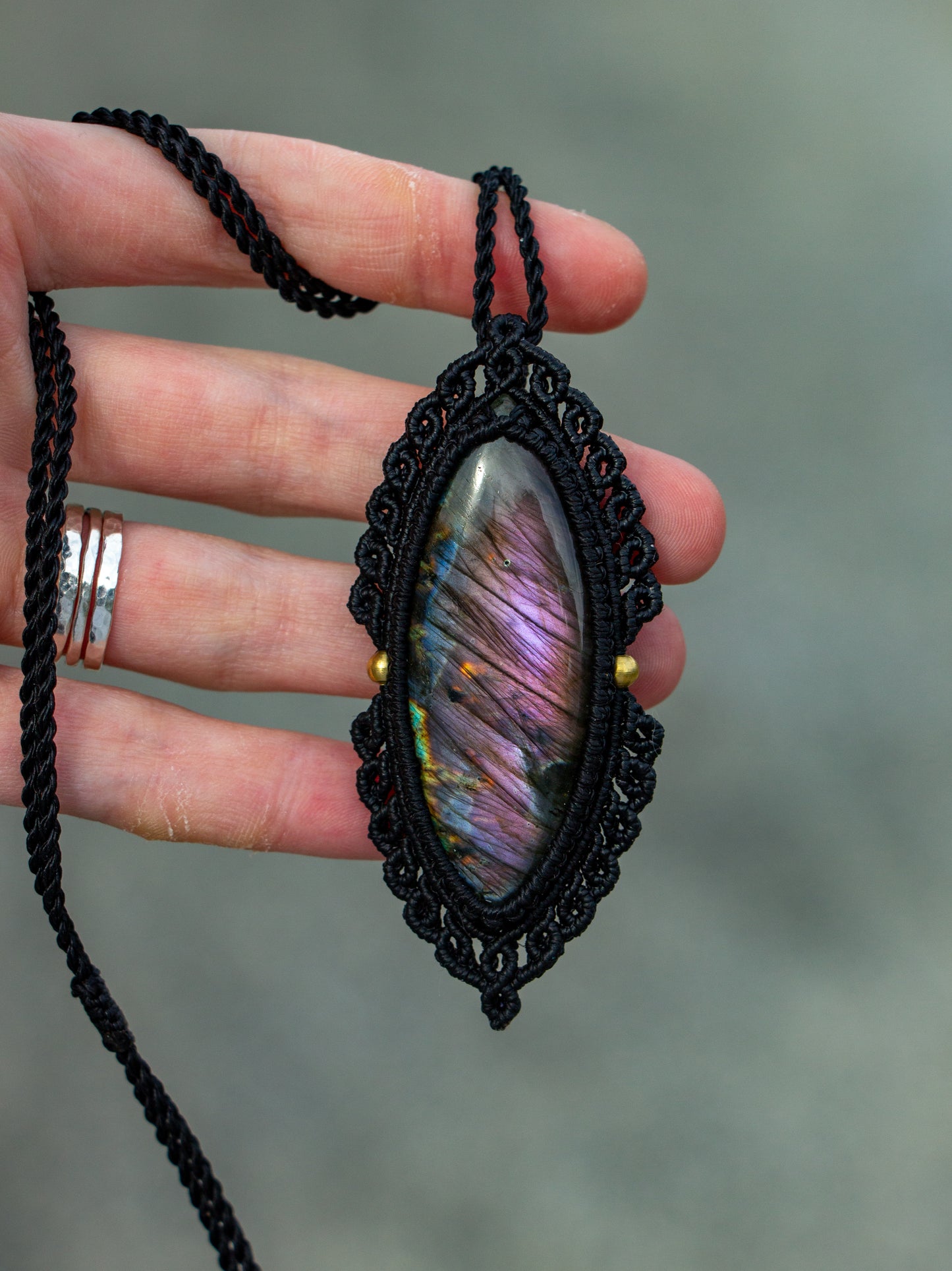Labradorite macrame necklace