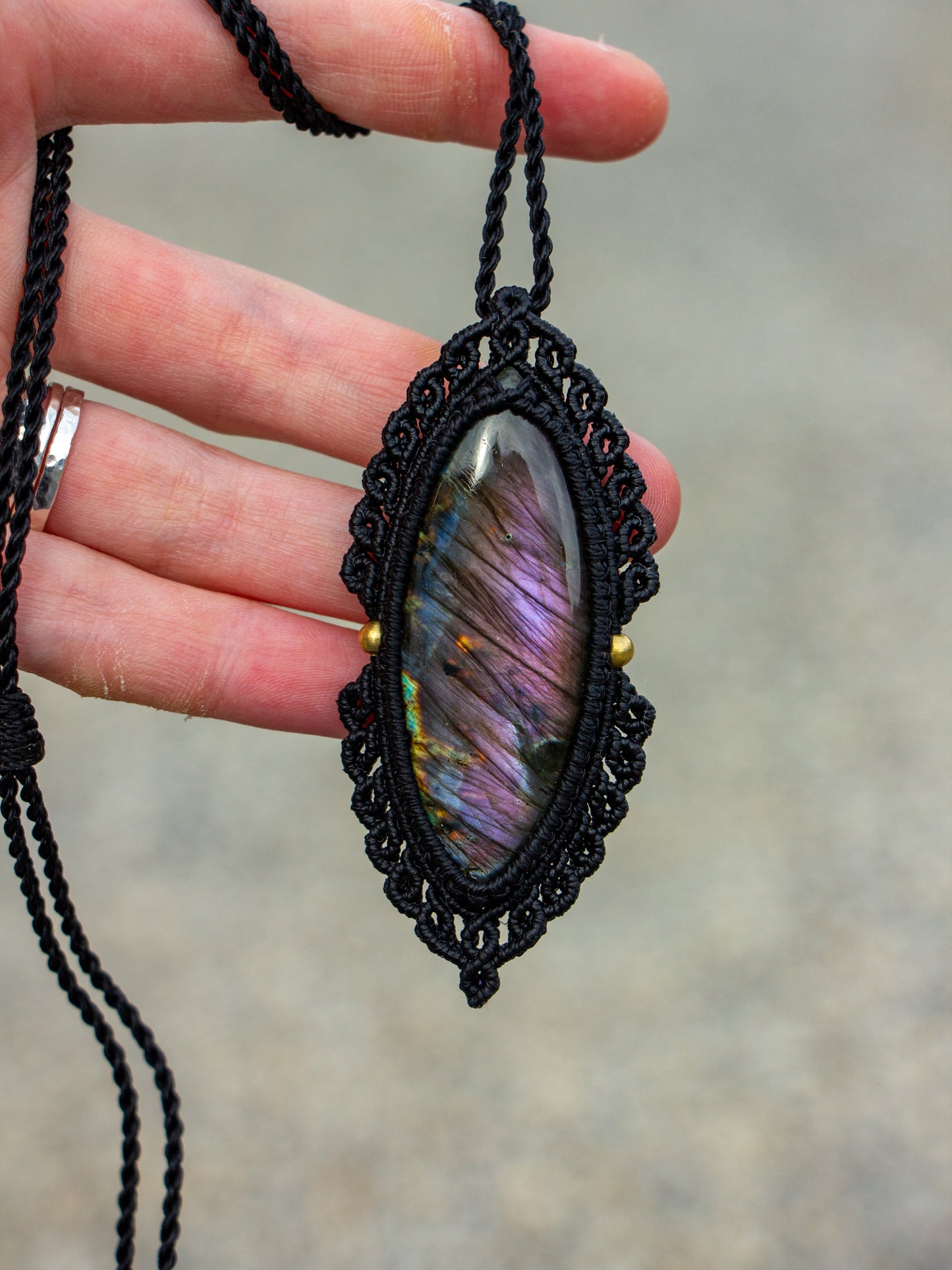 Labradorite macrame necklace