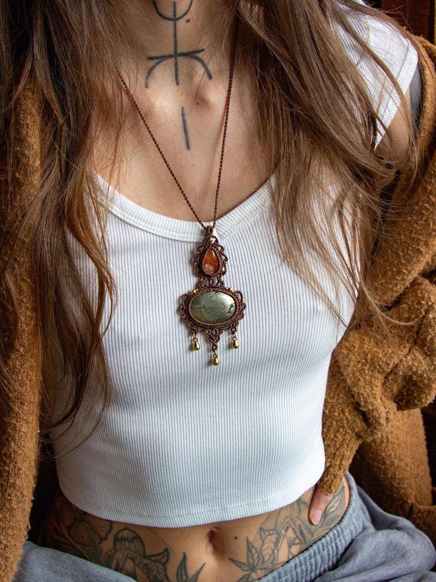 Sunstone & Pyrite macrame necklace