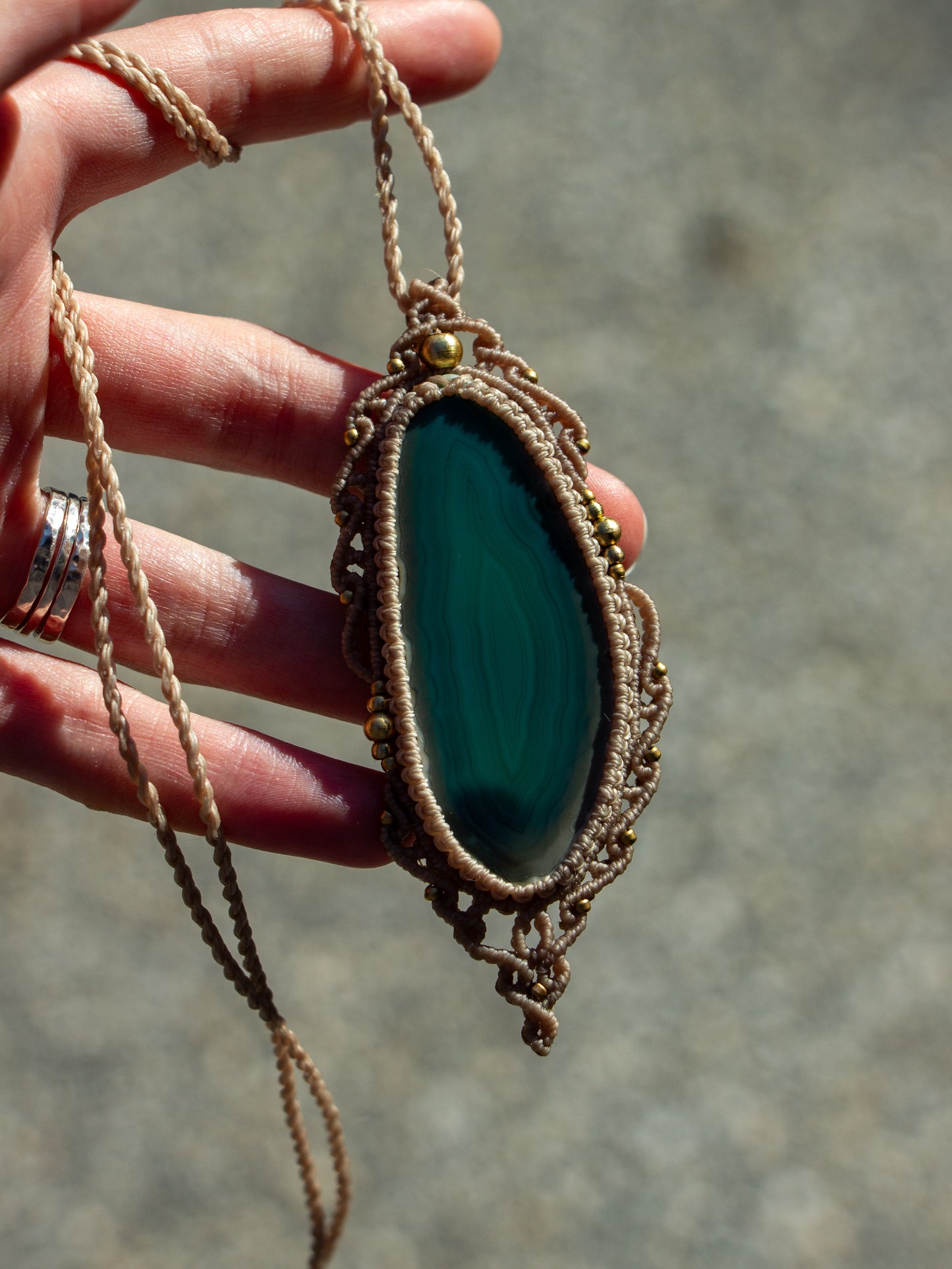 Agate macrame necklace