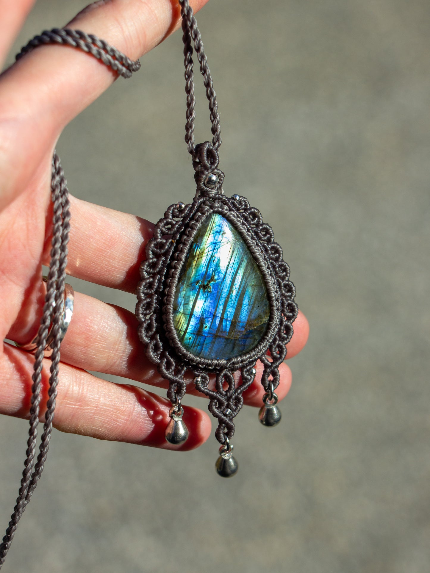 Labradorite macrame necklace