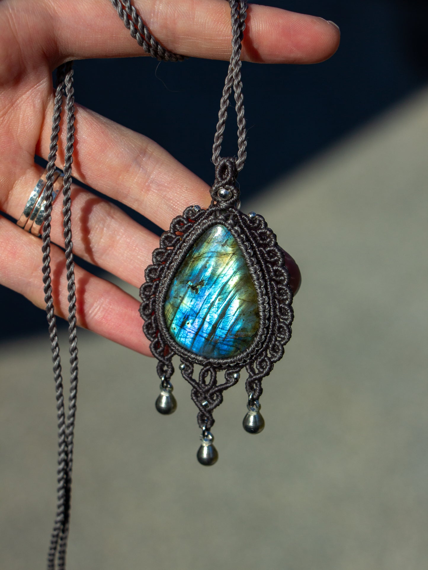Labradorite macrame necklace