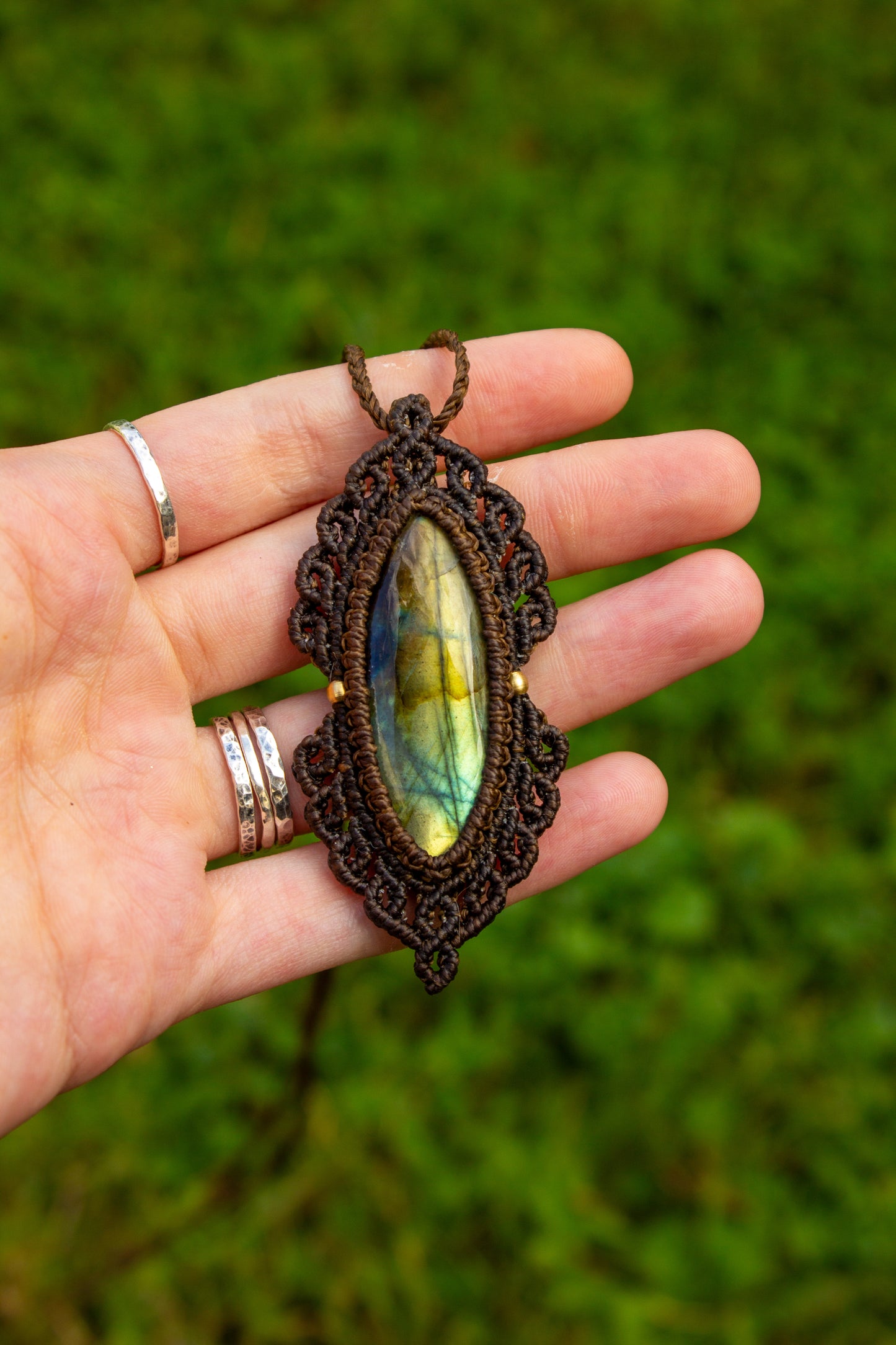 Labradorite • macrame necklace
