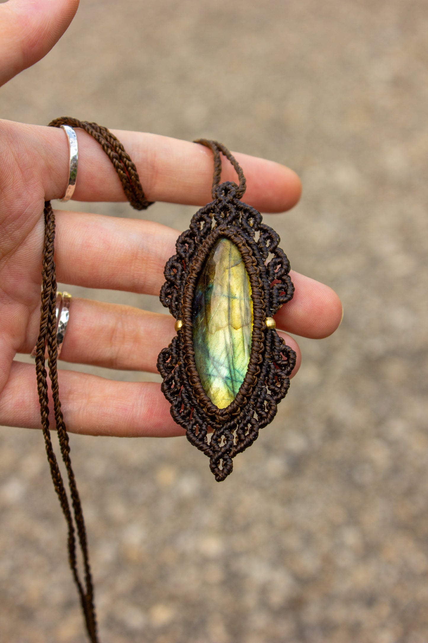 Labradorite • macrame necklace