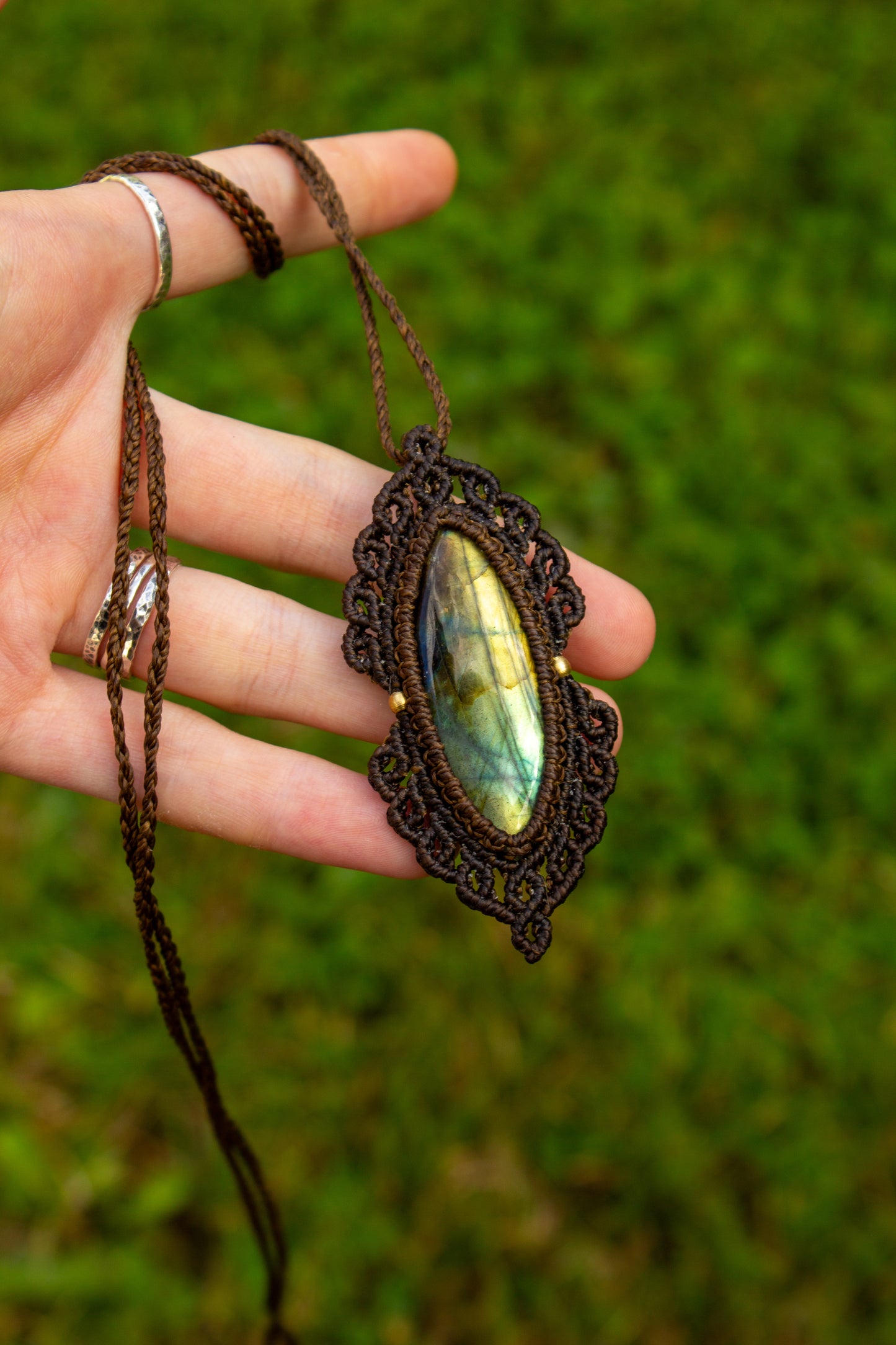 Labradorite • macrame necklace