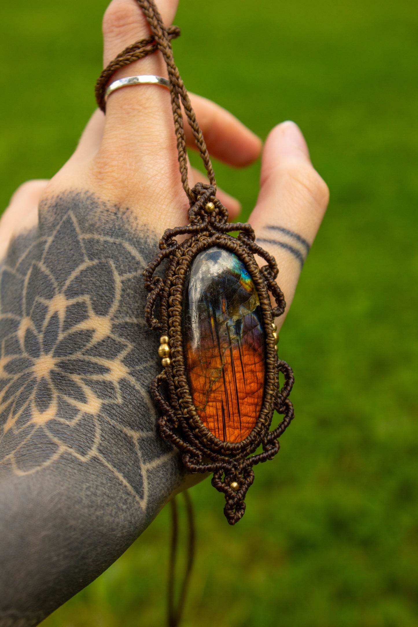 Labradorite • macrame necklace