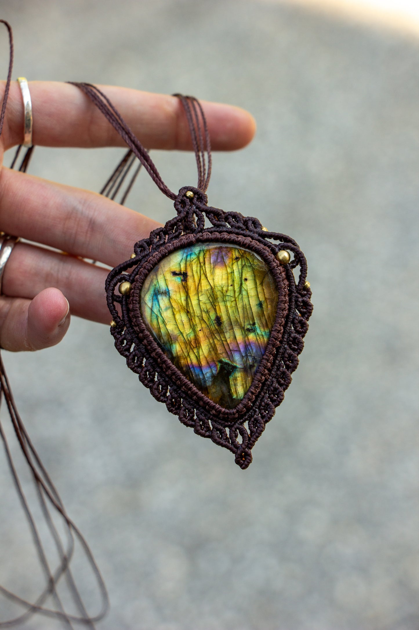 Labradorite macrame necklace