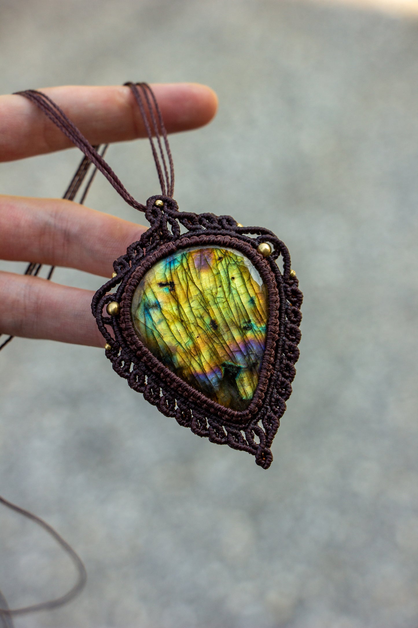 Labradorite macrame necklace