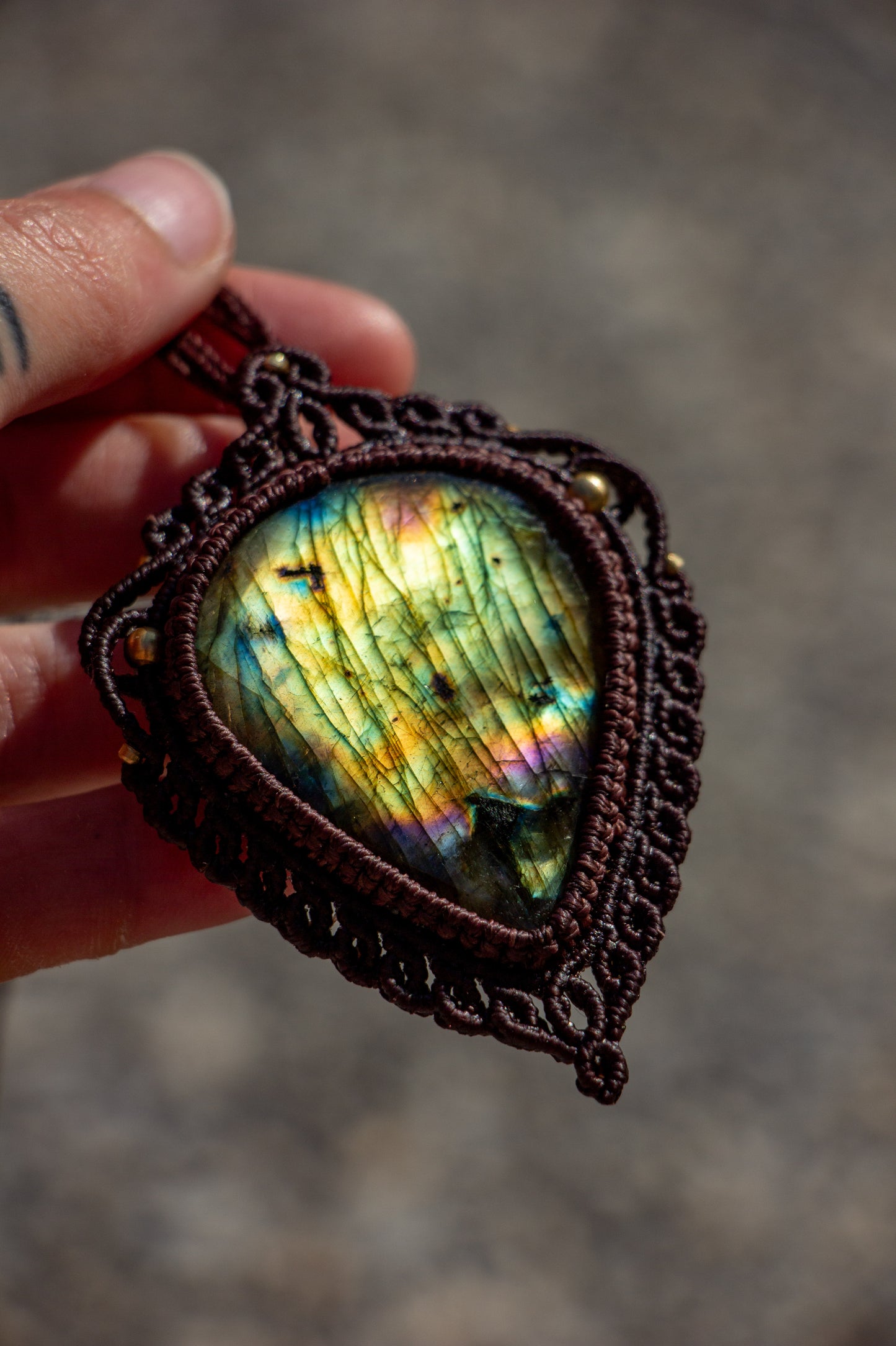 Labradorite macrame necklace