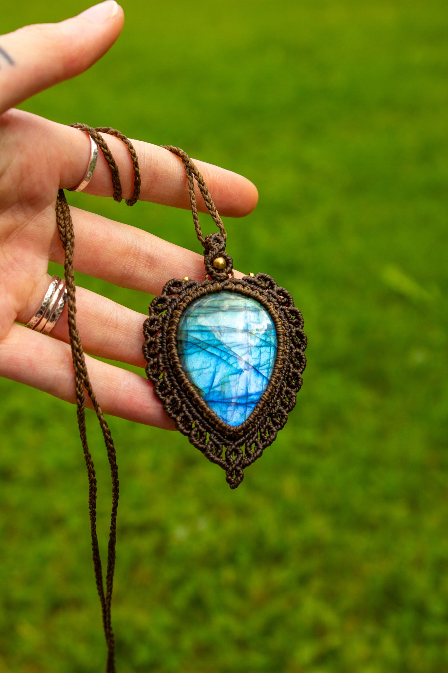 Labradorite • macrame necklace